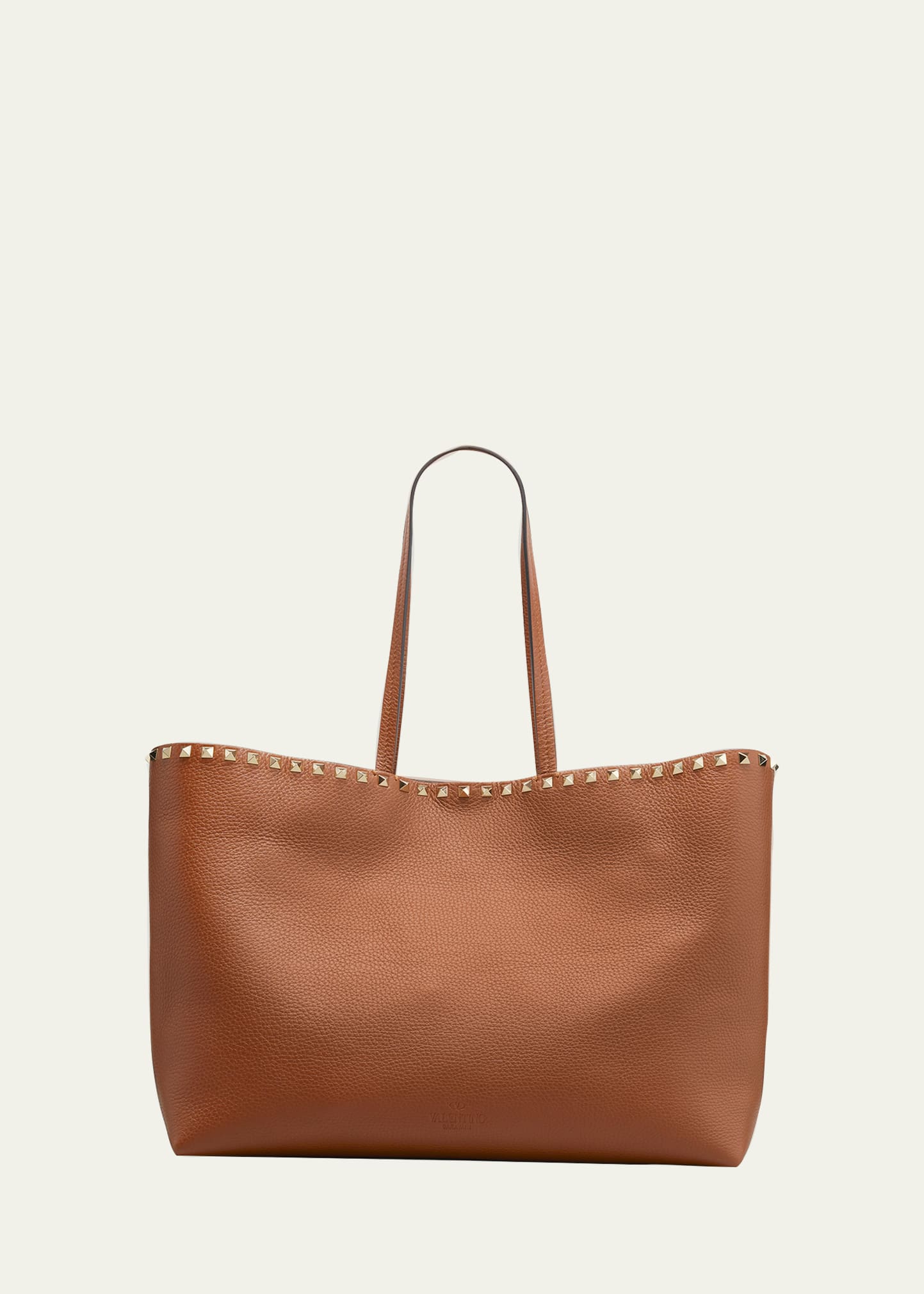 Valentino garavani rockstud hot sale vitello tote bag