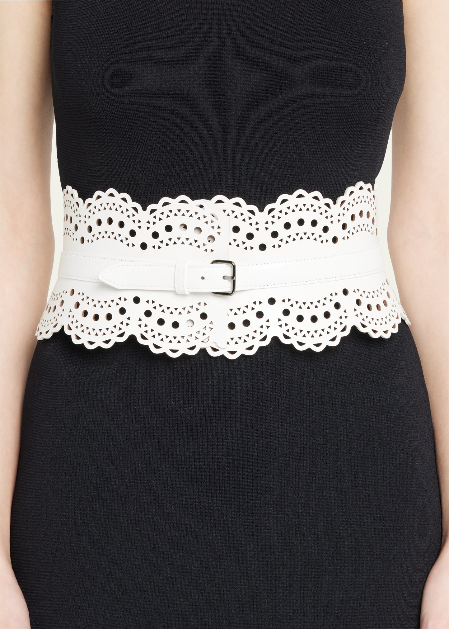 【関税&送料込】Alaia Vienne Thin Perforated Leather Belt Perforated leather belt in black - Alaia | Mytheresa