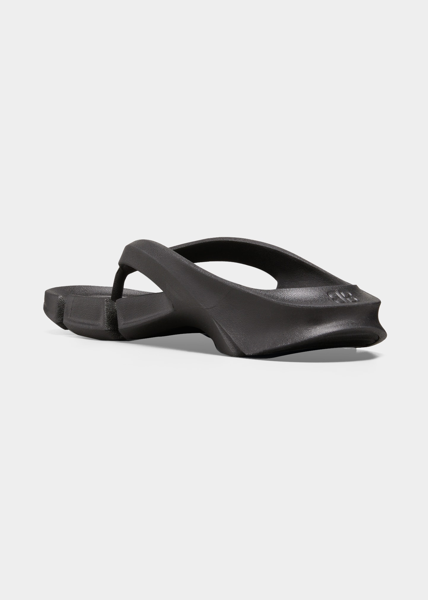 BALENCIAGA ブラック サンダル モールド Balenciaga Men's Mold Thong Sandals - Bergdorf Goodman