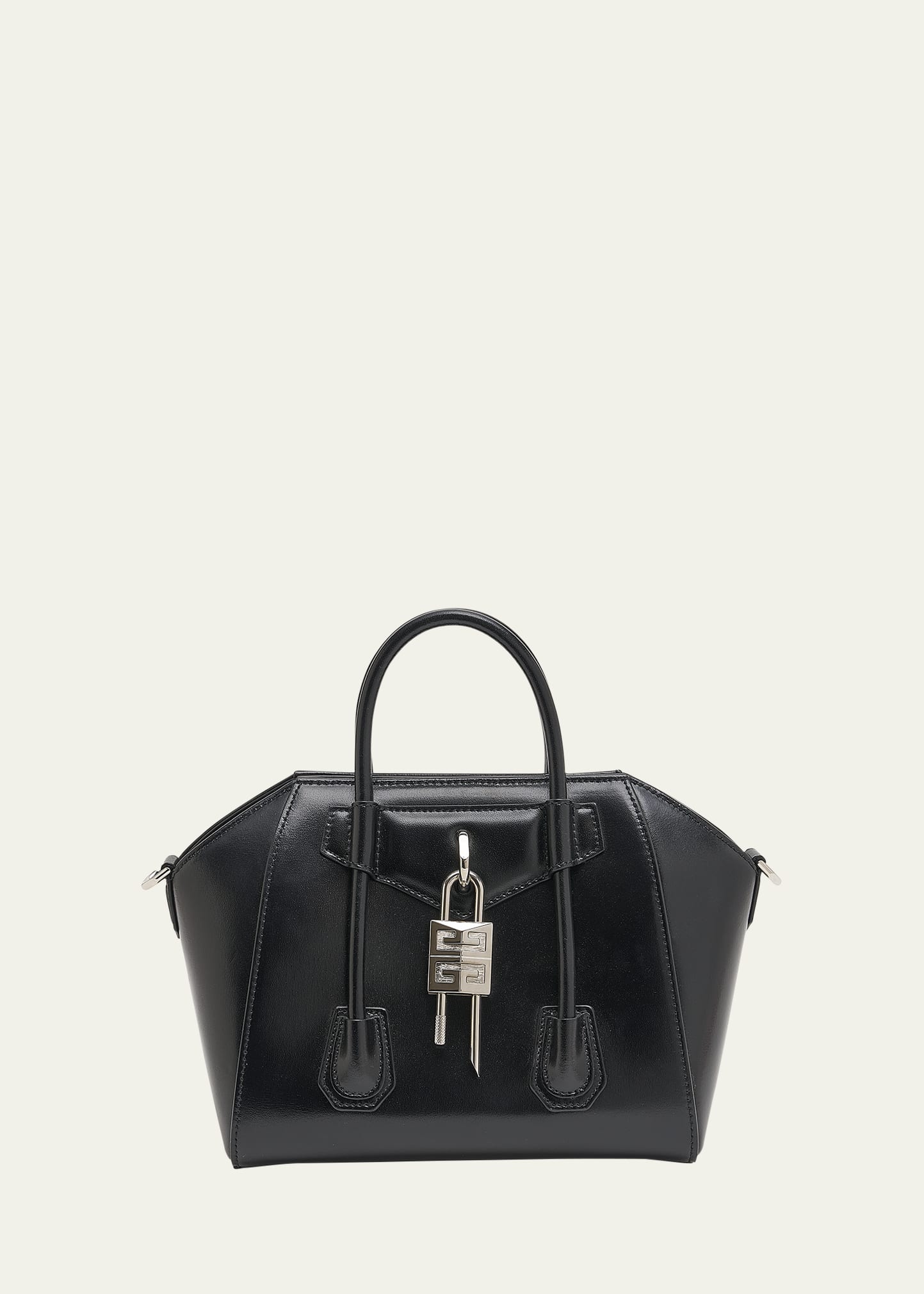 Antigona leather handbag Givenchy Black in Leather - 31872242