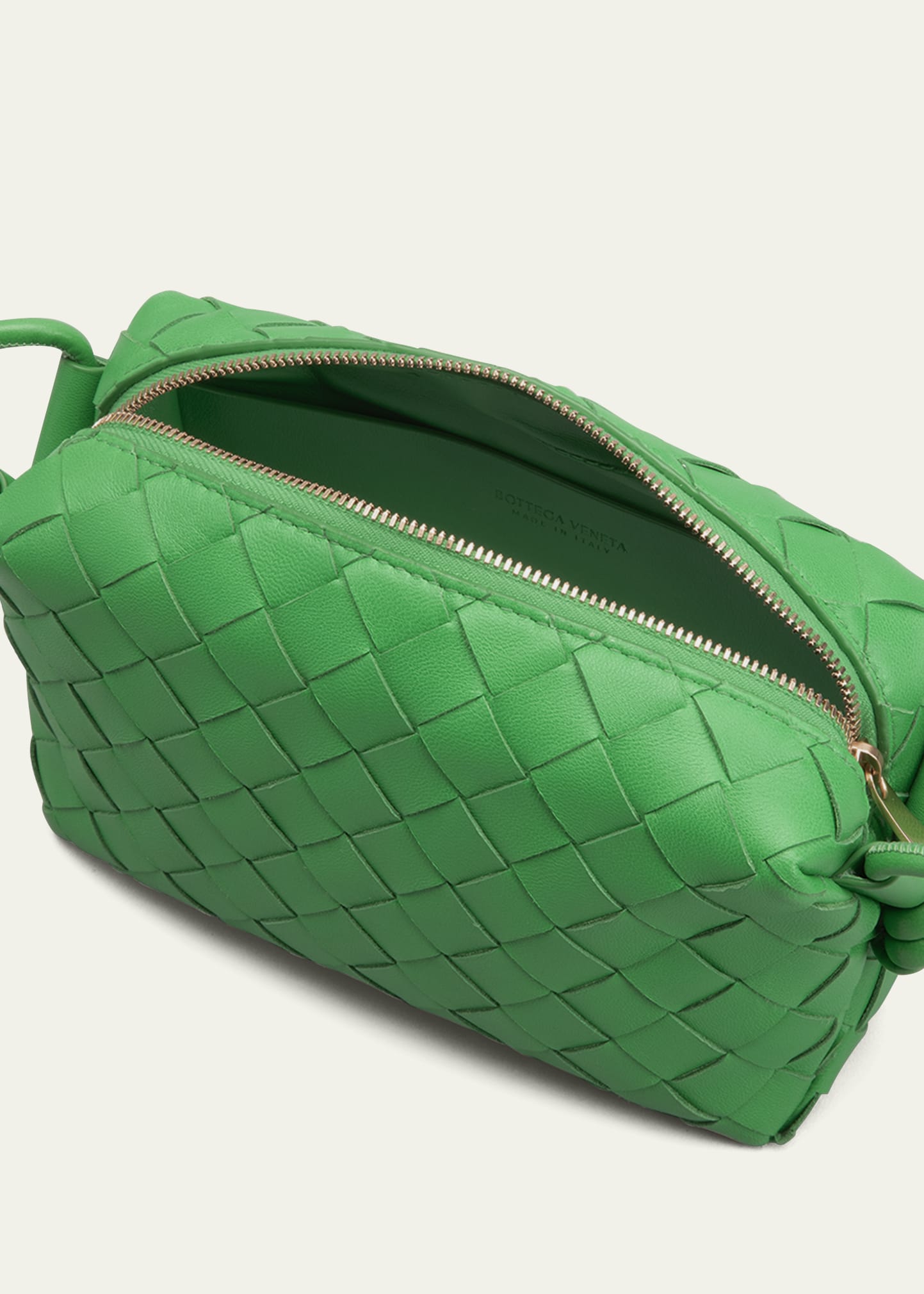 ショルダーバッグ BOTTEGA VENETA Bottega Veneta Camera Mini shoulder bag Bottega Veneta Mini Loop Camera Bag - Bergdorf Goodman