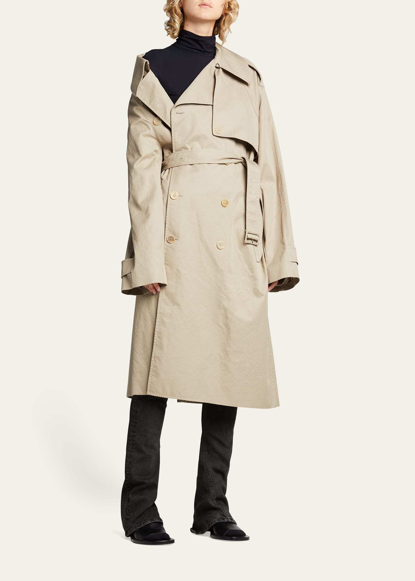 ●送料込●BALENCIAGA●Off Shoulder Carcoat Fluid Poplin Balenciaga Off-Shoulder Oversized Poplin Shirt - Bergdorf