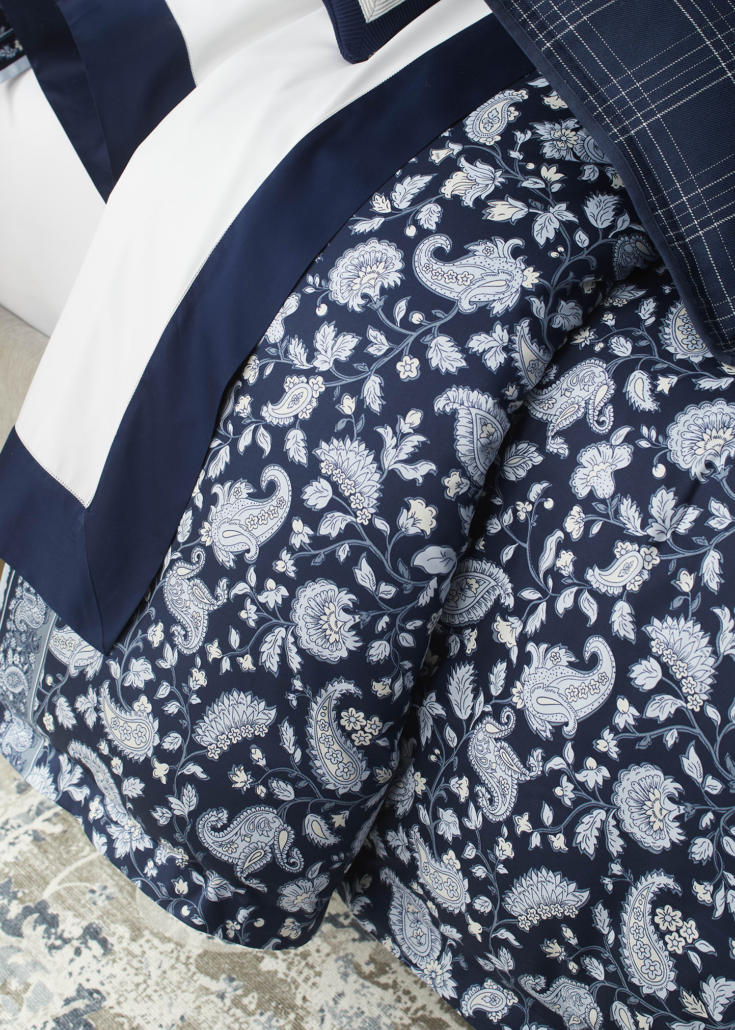 Ralph Lauren Home Delphine Paisley King Comforter - Bergdorf Goodman