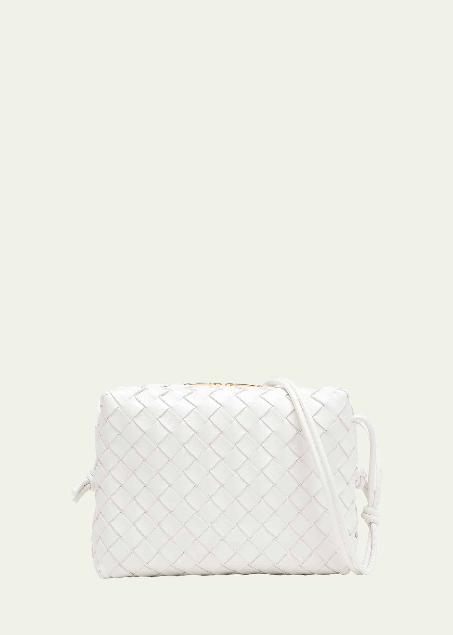 ショルダーバッグ・ポシェット BOTTEGA VENETA LOOP MINI CAMERA BAG IN INTRECCIATO NAPPA Bottega Veneta® Women's Mini Loop Camera Bag in Black. Shop