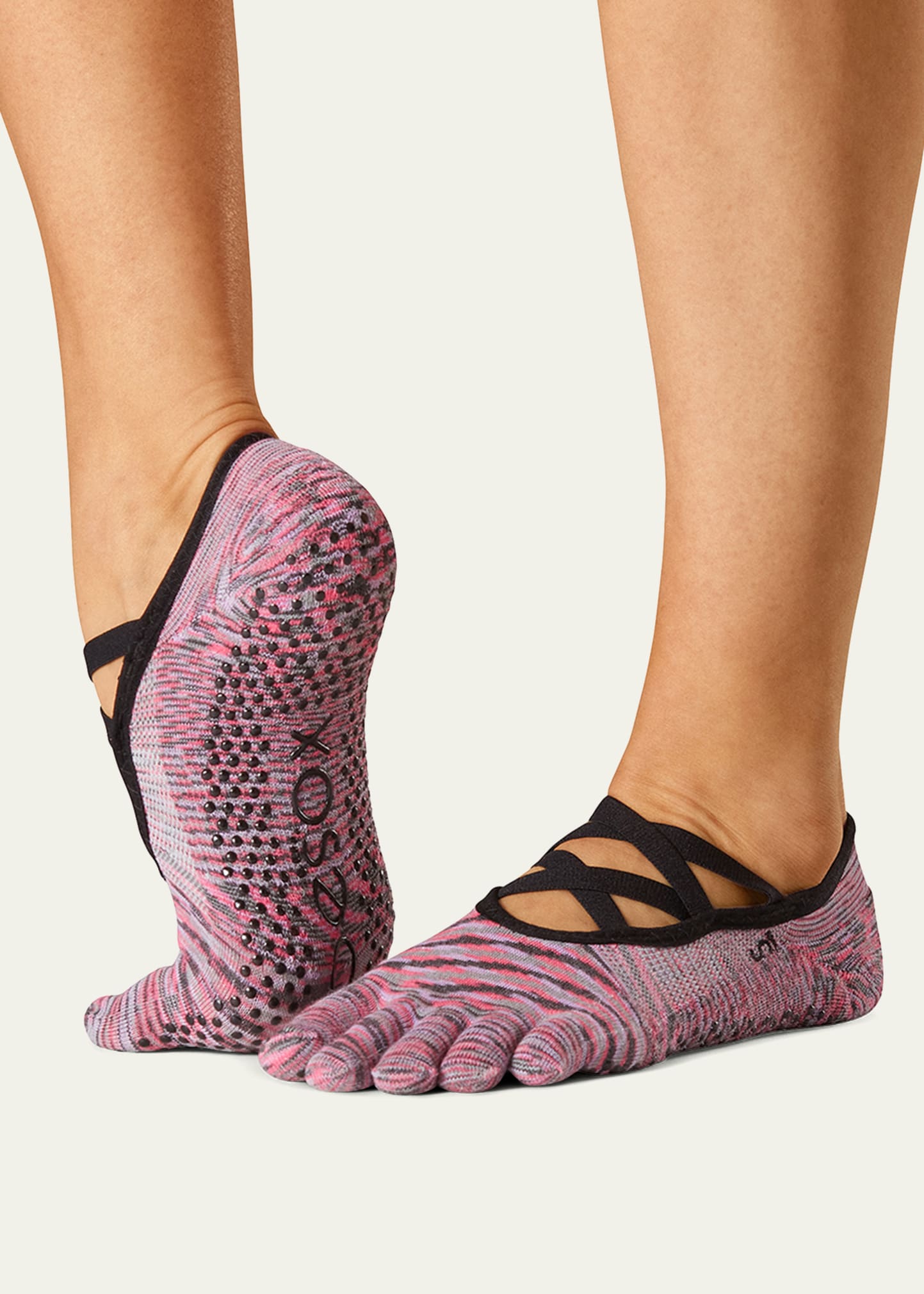 Toesox Elle full toe grip socks PREORDER, Women's Fashion, Activewear on  Carousell