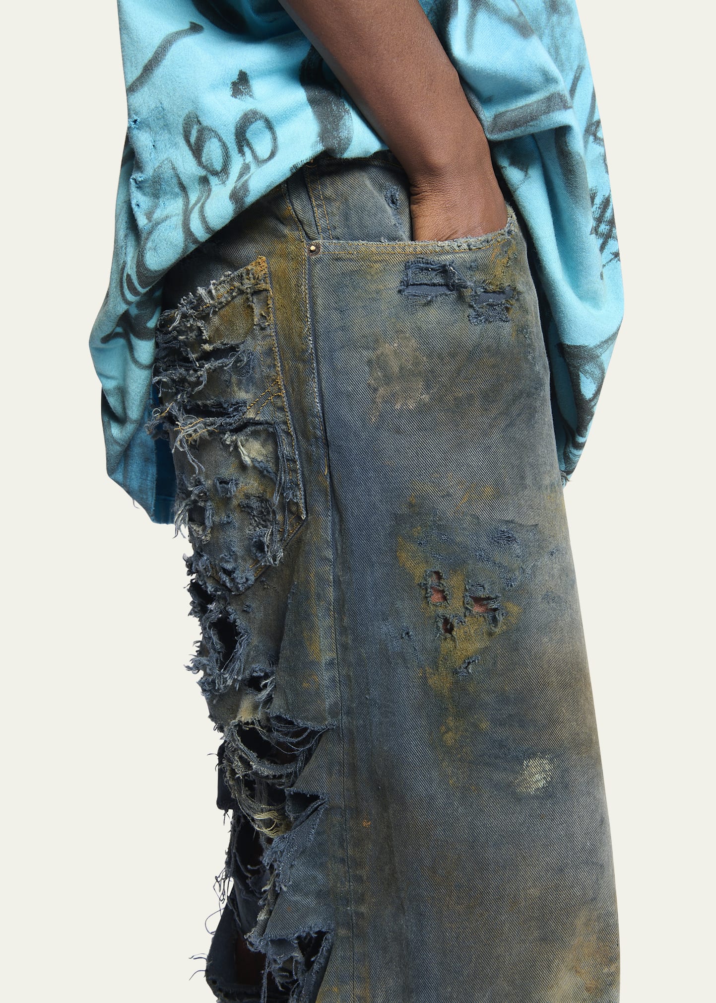 【送料&関税込】Balenciaga Destroyed Loose Jeans Balenciaga Men's Destroyed Baggy Jeans - Bergdorf Goodman