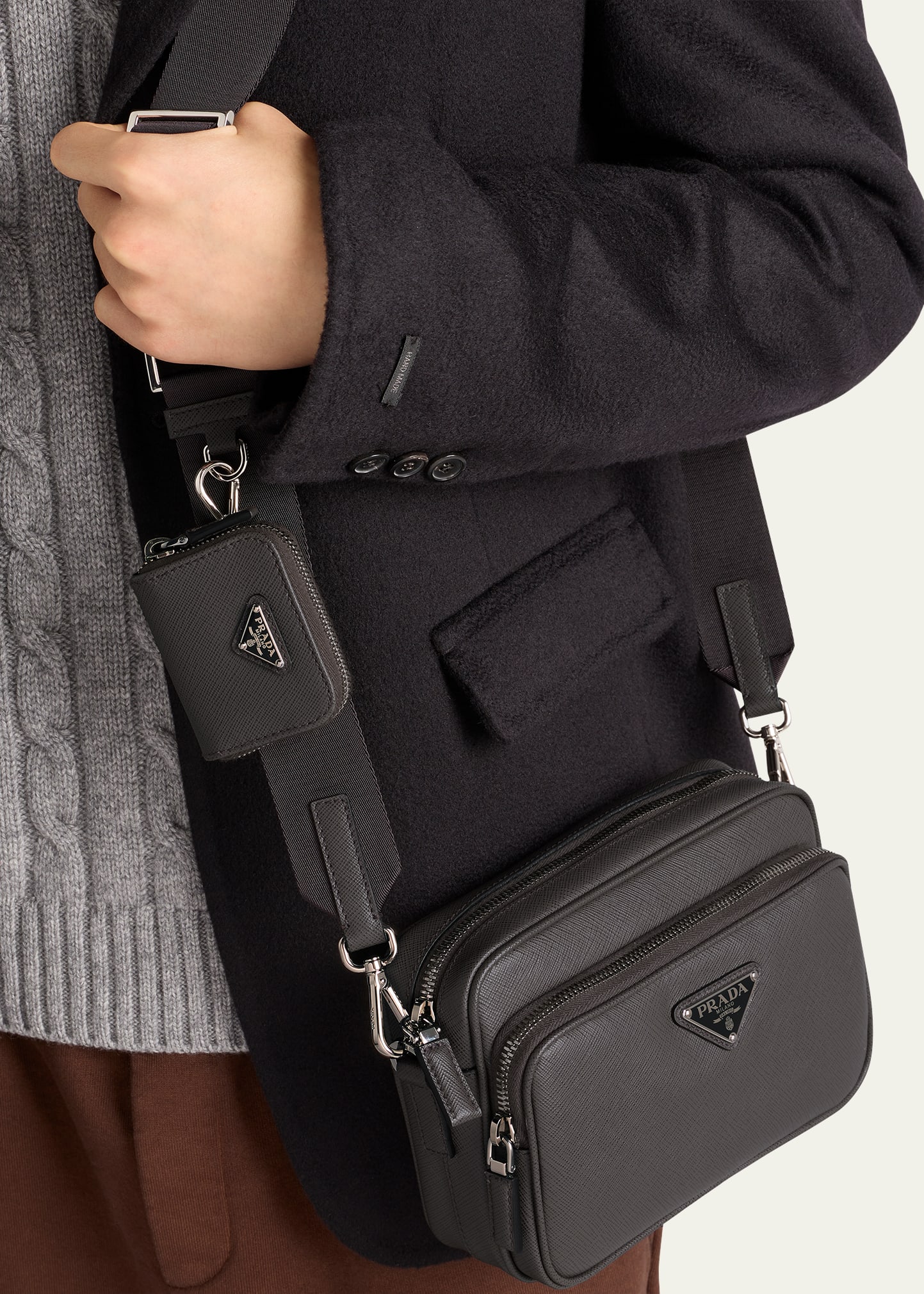 【関税込み】PRADA Leather crossbody bag Black Prada Cross leather bag | PRADA