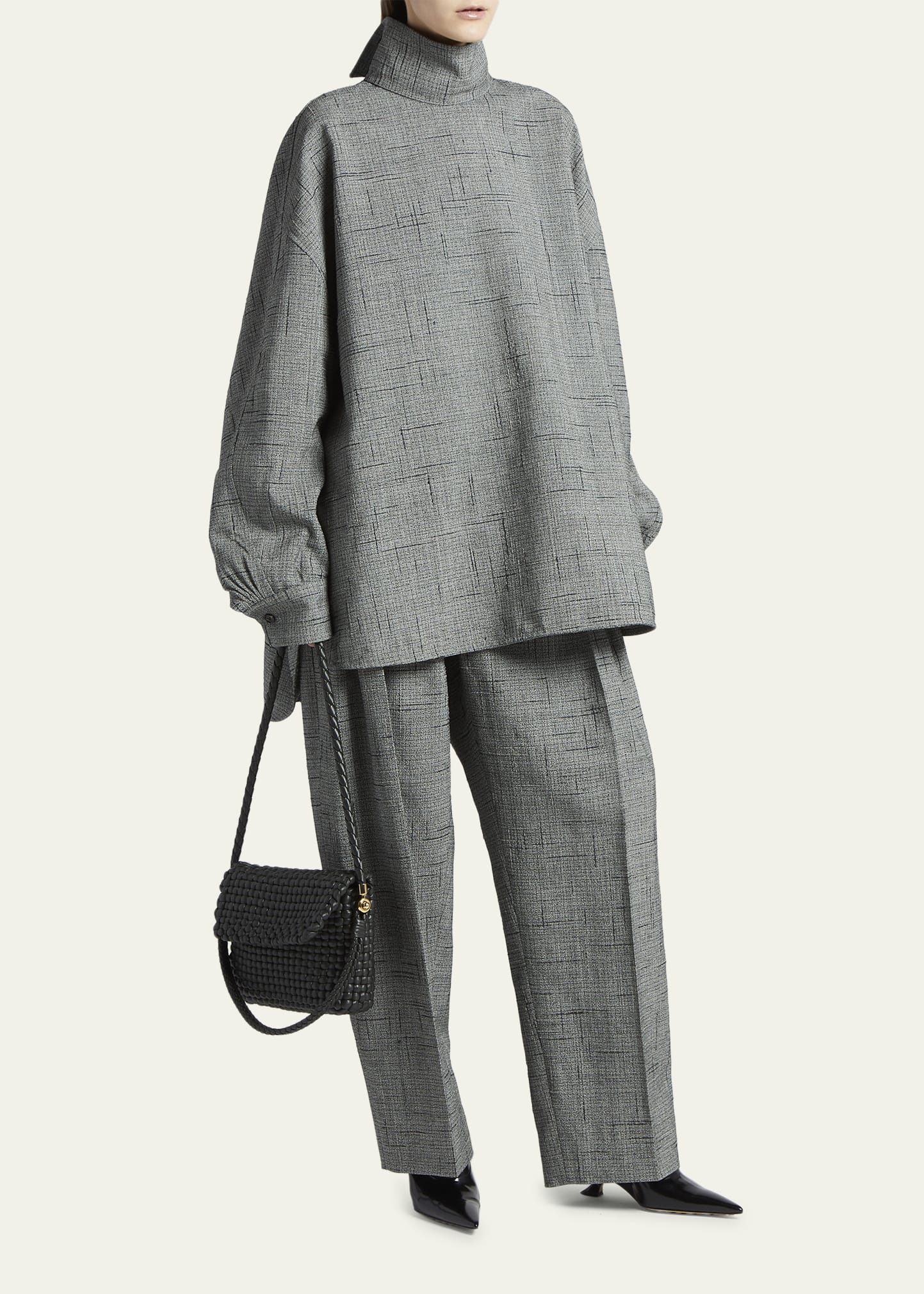 【関税&送料込】Bottega Veneta Doppio Giro Intreccio Bottega Veneta Swing Intreccio Flap Shoulder Bag - Bergdorf