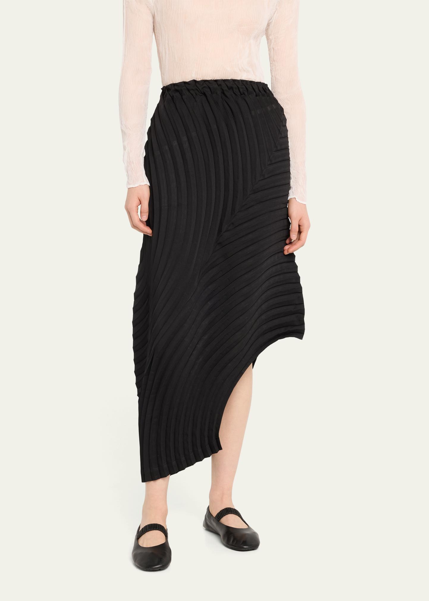 Issey Miyake Curved Pleats Midi Skirt - Bergdorf Goodman ISSEY MIYAKE Gradation Pleats Skirt main image 0