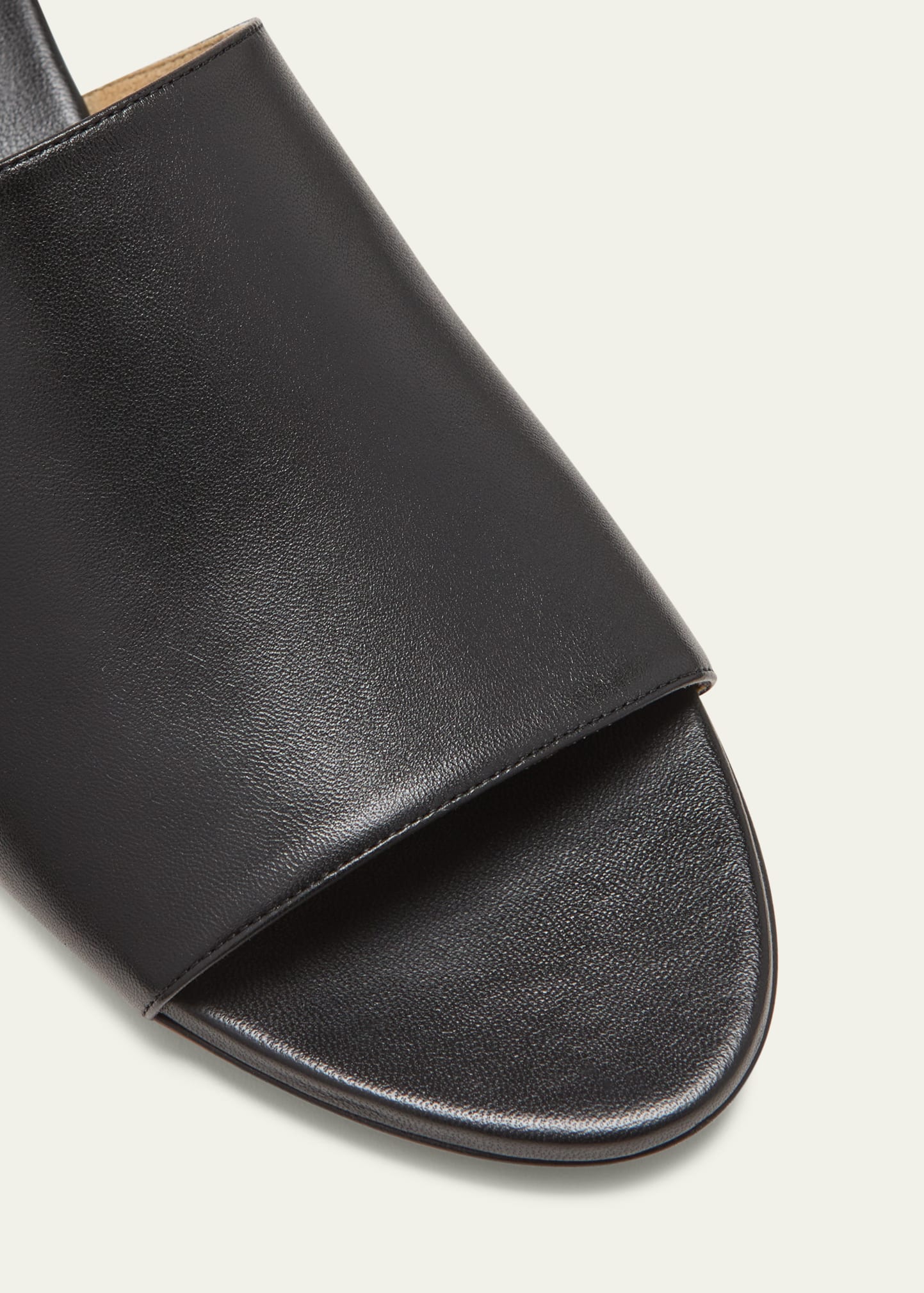 「KHAITE」MARION レザー ウェッジサンダル KHAITE Marion embellished leather wedge sandals | NET-A-PORTER