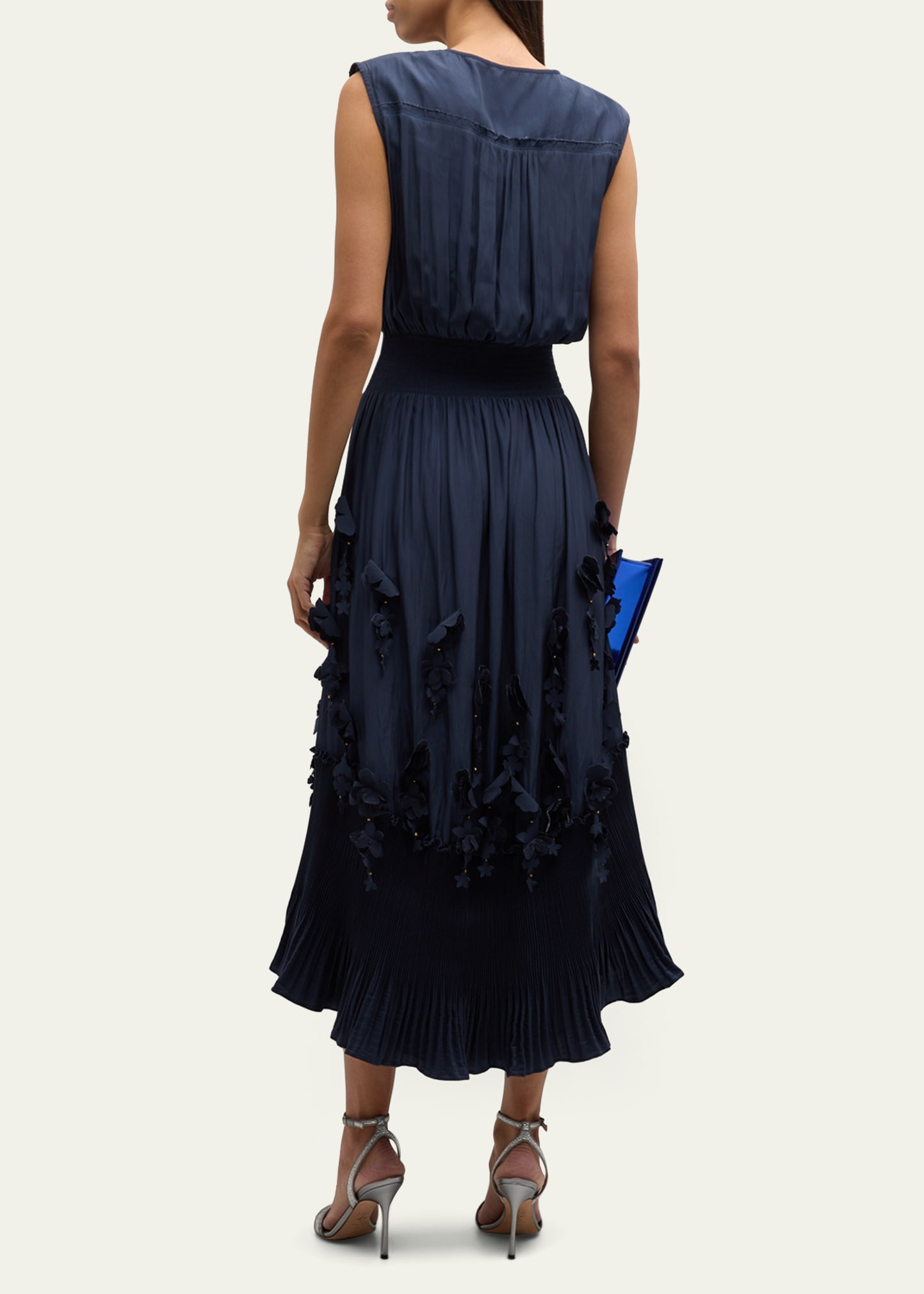 アメノチハレ　完売レディフリルポンチョ（Fiona） Ramy Brook Jacqueline Pleated Floral Applique Midi Dress
