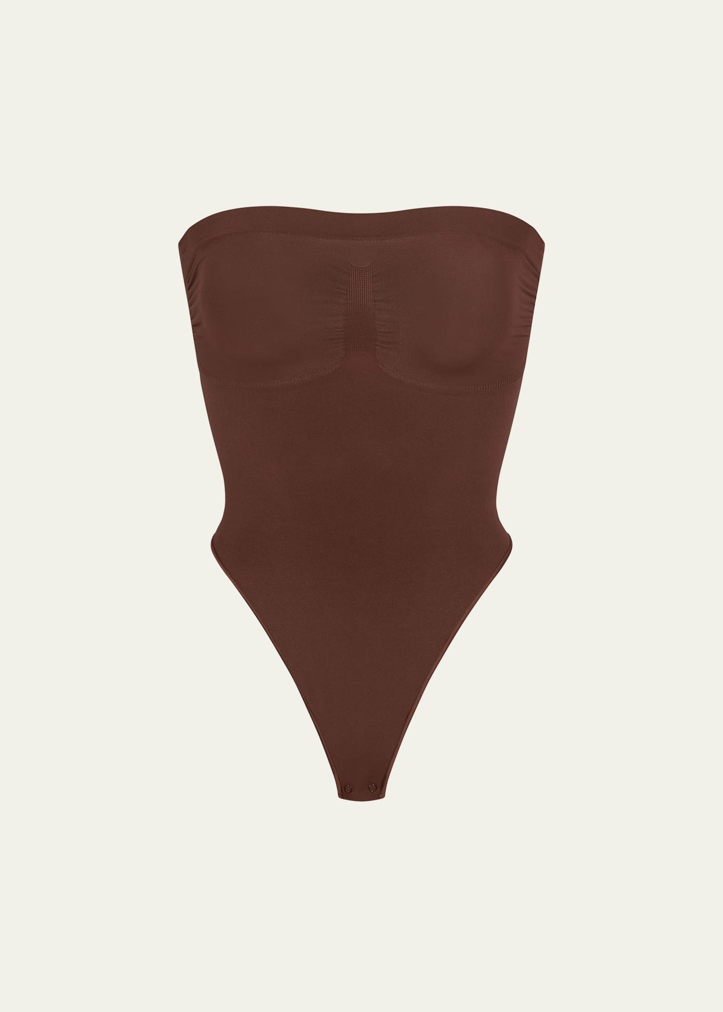 SEAMLESS SCULPT STRAPLESS THONG BODYSUIT, SAND