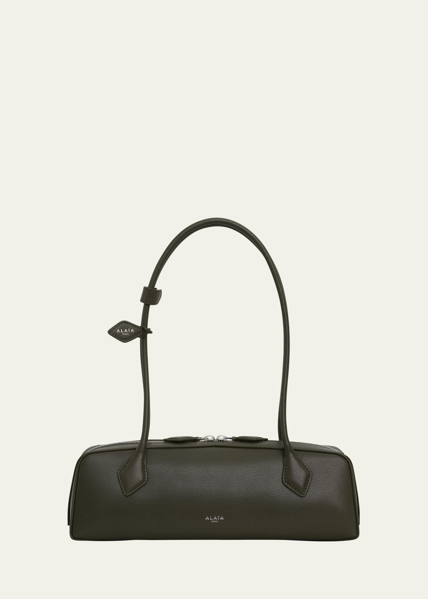 SALE【Alaia】リング ラージ バケットバッグ ALAIA】ラージデザインのレザーリングバケットバッグ