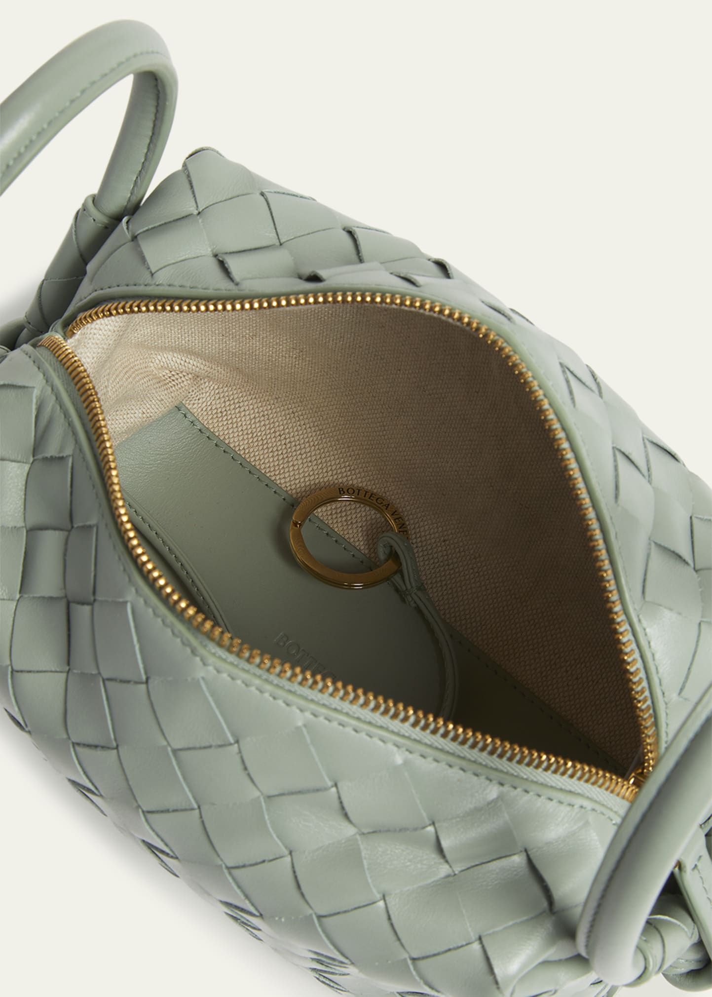 【関税＆送料込み】Bottega Veneta VACneto Crossbody Bag Bottega Veneta Small Veneto Leather Crossbody Bag | Saks