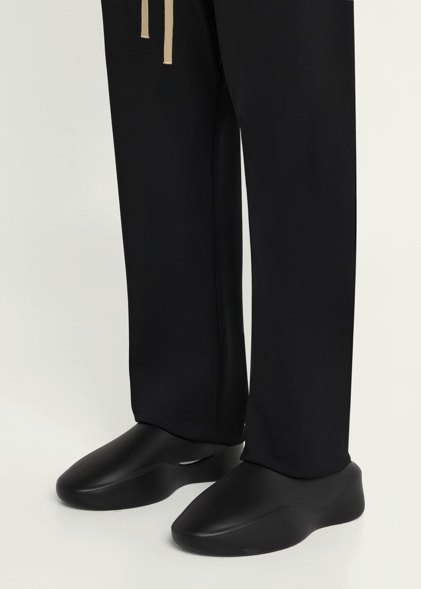 【関税込み】Fear of God ブラック Eva Runner クロッグ Fear of God Men's EVA Runner Clogs - Bergdorf Goodman