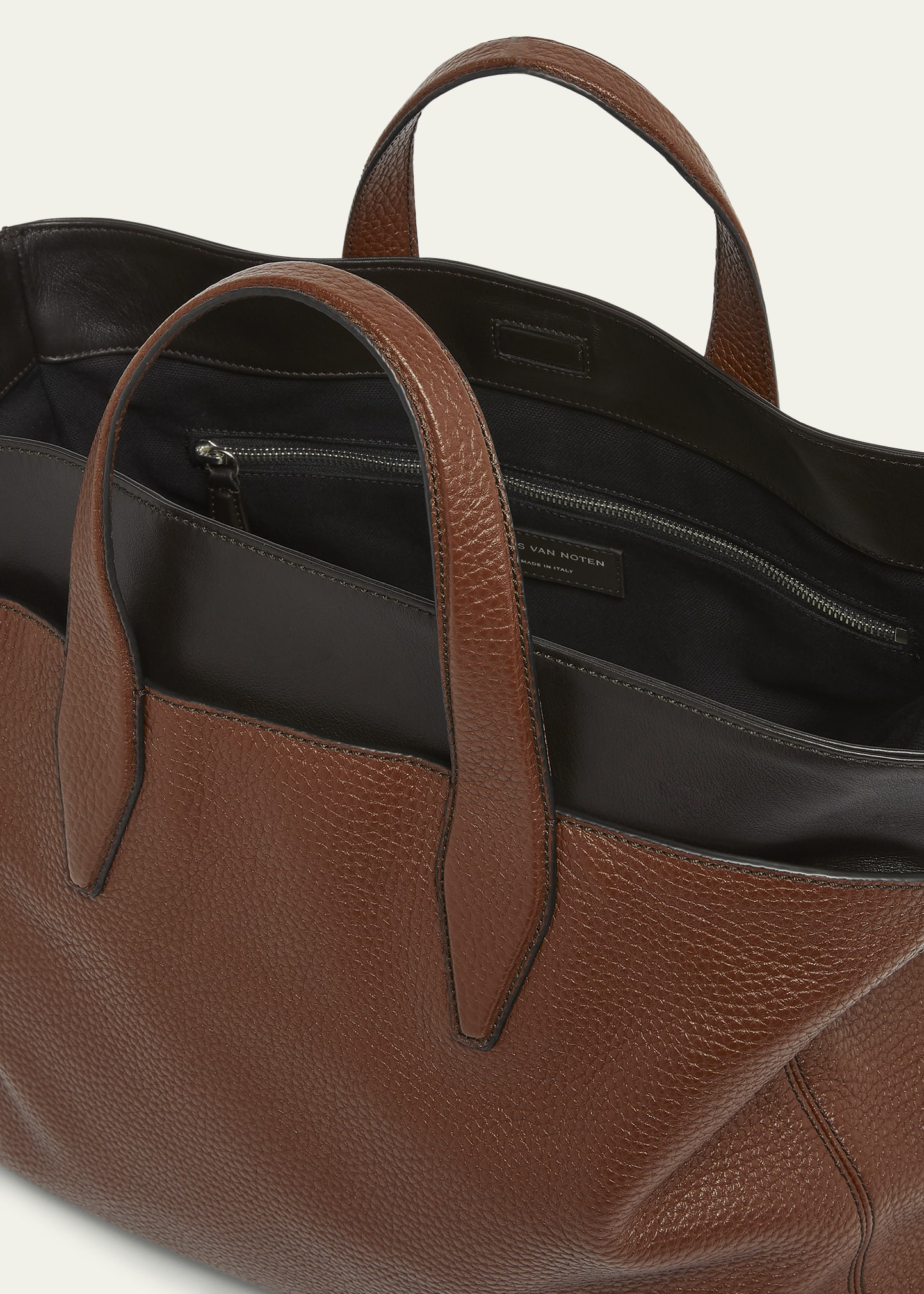 【DRIES VAN NOTEN】SS24 レザー クロッグ Tan 送料関税込 Dries Van Noten Men's Double Two-Tone Leather Tote Bag