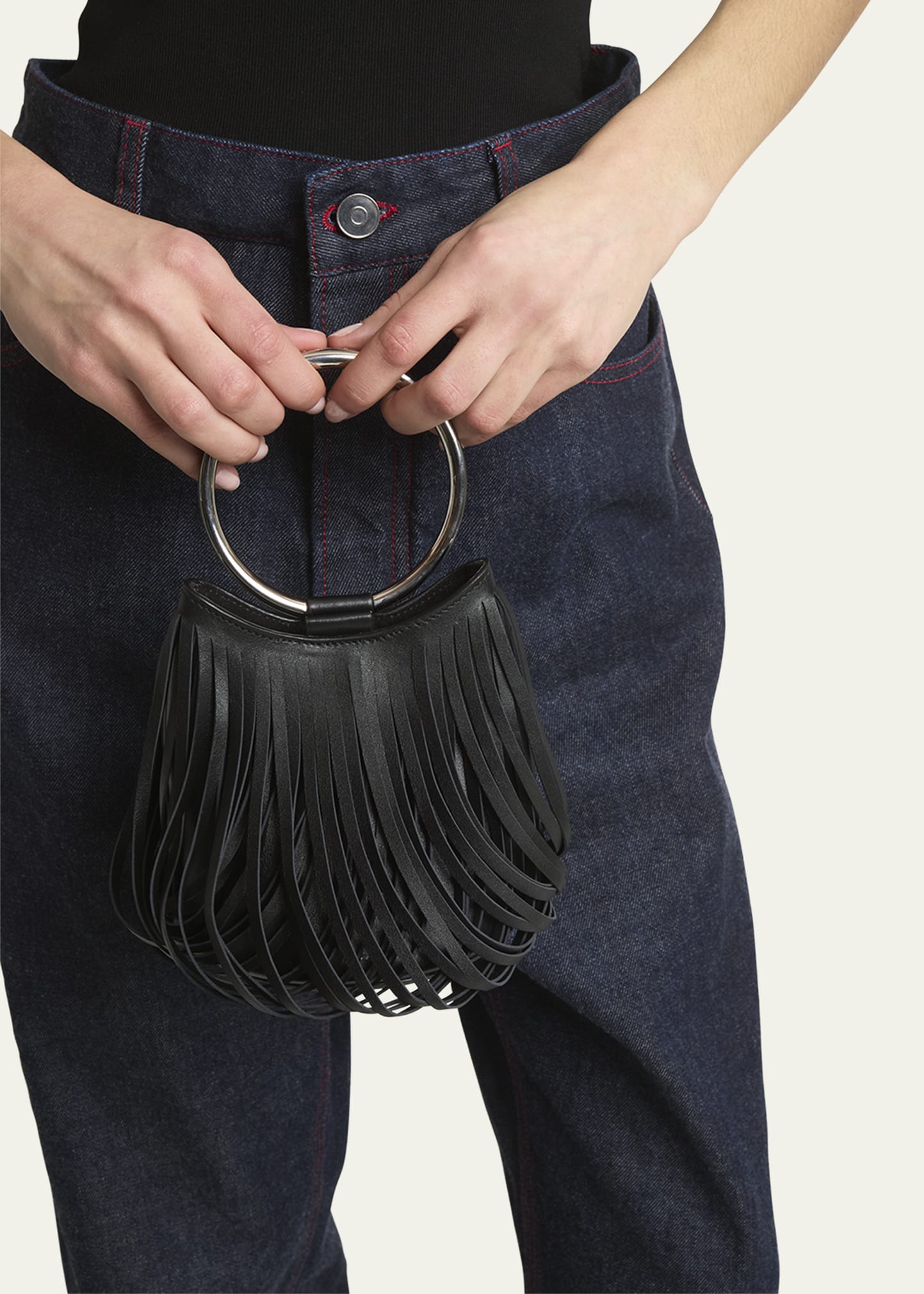 ALAIA RING MEDIUM LEATHER BUCKET BAG ミディアム ALAÏA Ring leather bucket bag | NET-A-PORTER