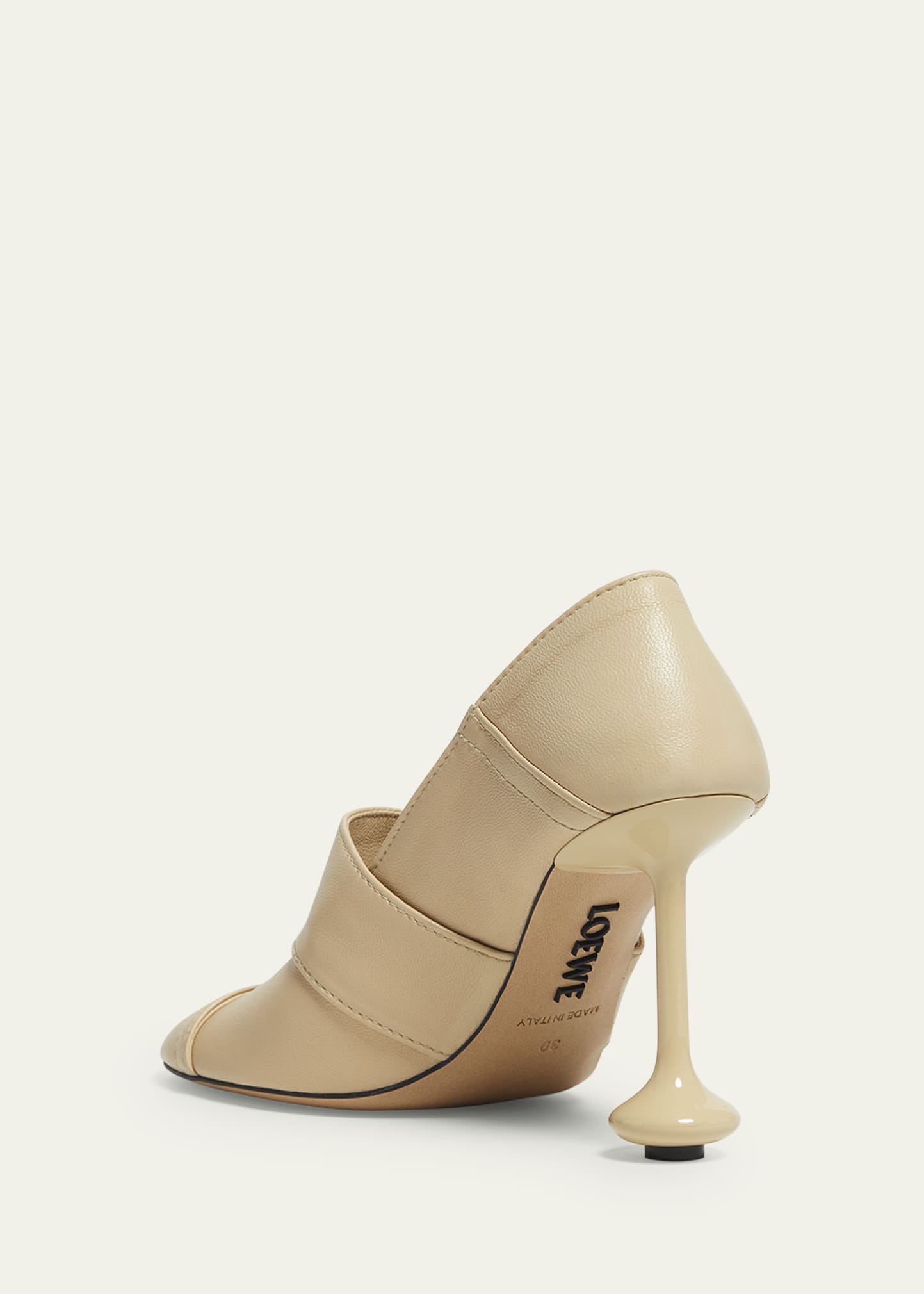 シューズ・サンダルその他 LOEWE Woman Pumps Brown LLSP379X01 2530 Loewe Toy Panta Leather Pumps - Bergdorf Goodman