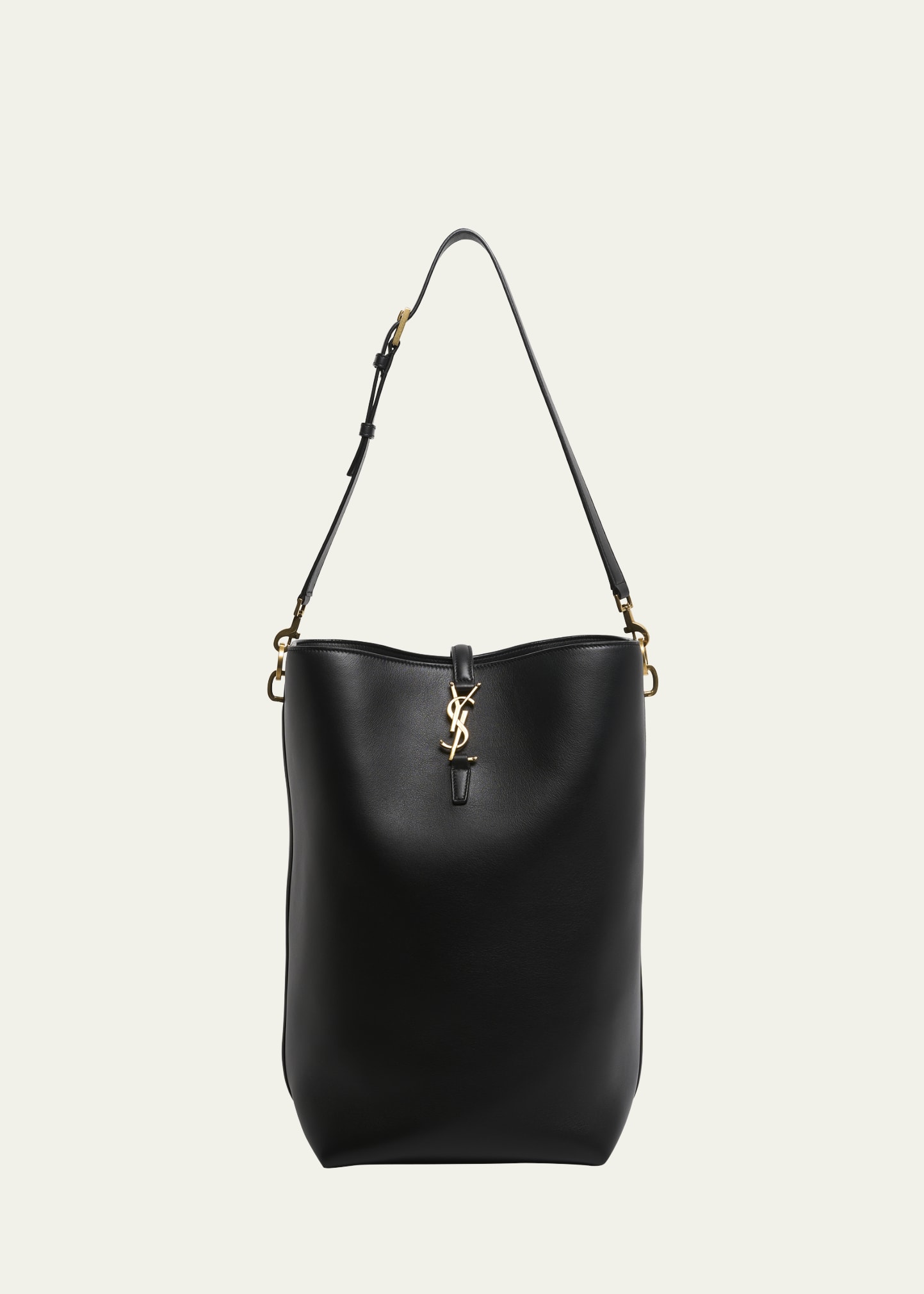 Chloe Marcie Bucket Bag in Grained Leather - Bergdorf Goodman