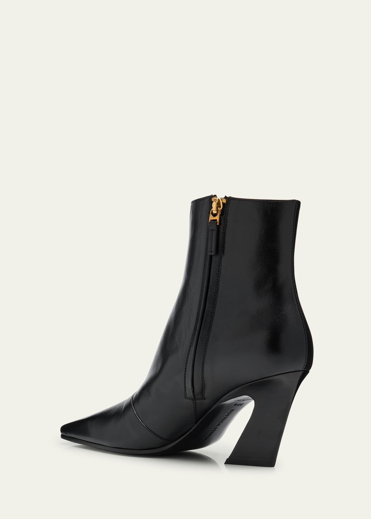 Bottega Veneta Lewis Leather Square-Toe Ankle Boots  display picture 3