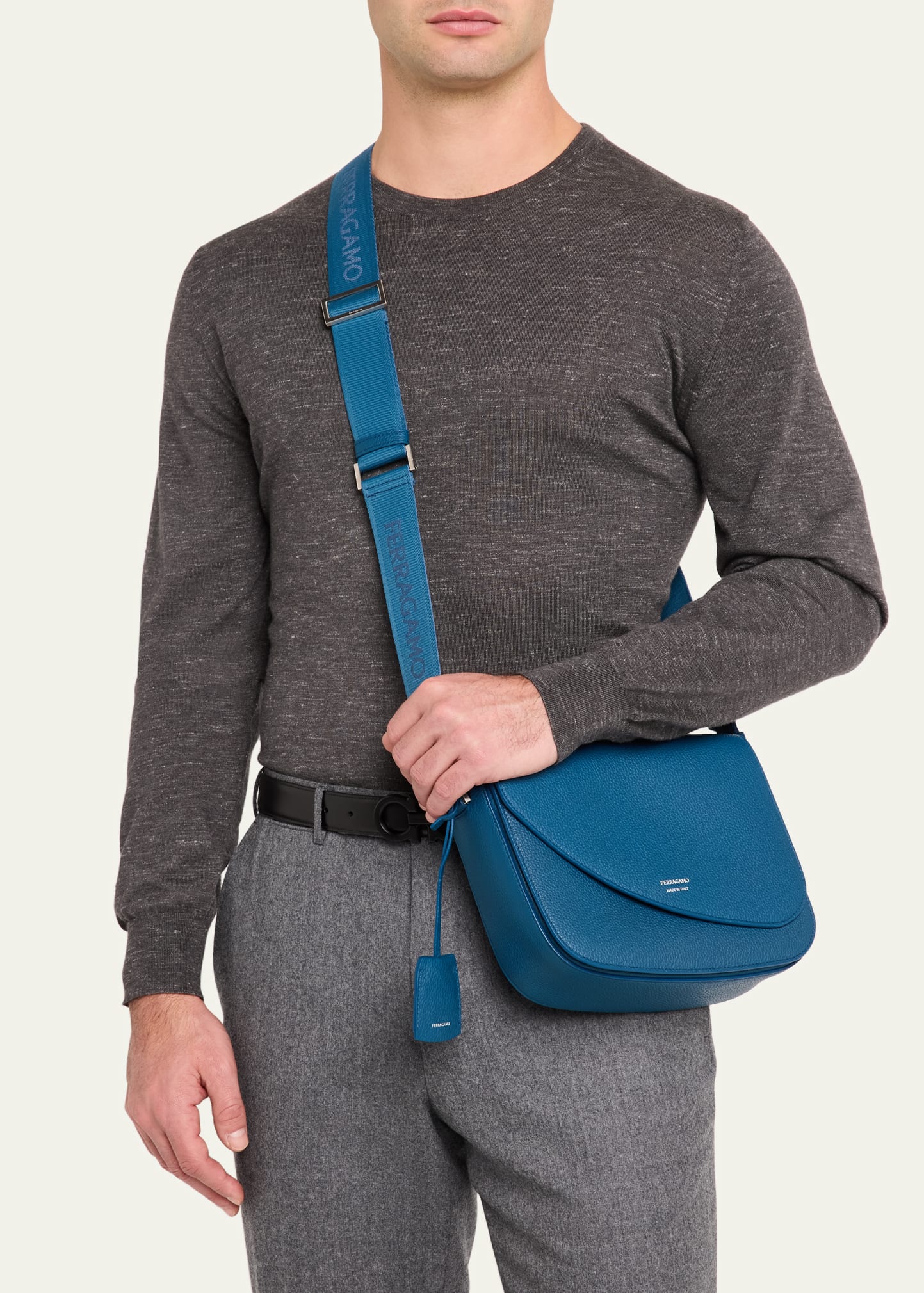 VIP【送料関税込】FERRAGAMO Fiamma Shoulder Bag Ferragamo Fiamma Calf Leather Shoulder Bag | Neiman Marcus