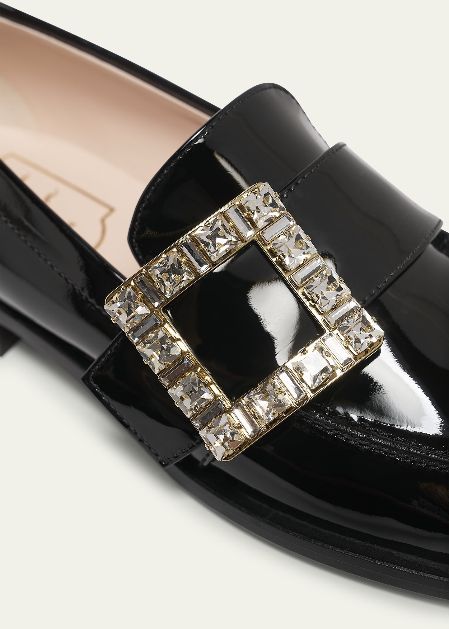 【関税&送料込】Roger Vivier Asymmetrical Strass Buckle Clut ROGER VIVIER - Asymmetrical Strass Buckle clutch | Leam Roma