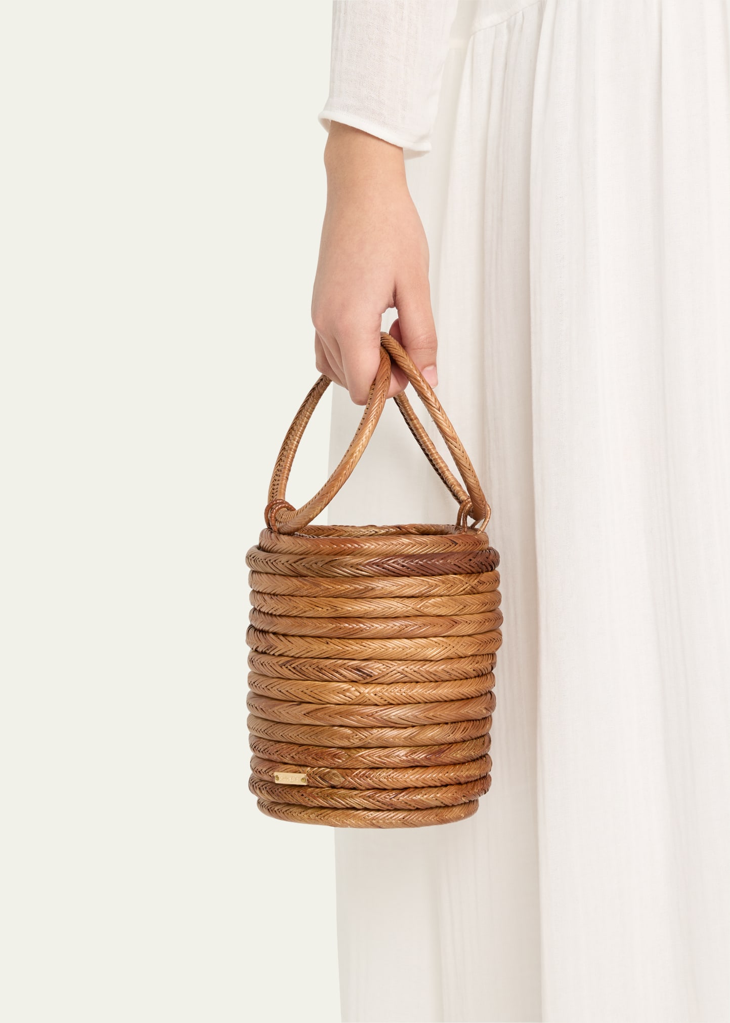 藤編包ベトナム手工草編みミニ円形斜め横断包 Cult Gaia Yasmina Rattan Ring Top-Handle Bag - Bergdorf Goodman
