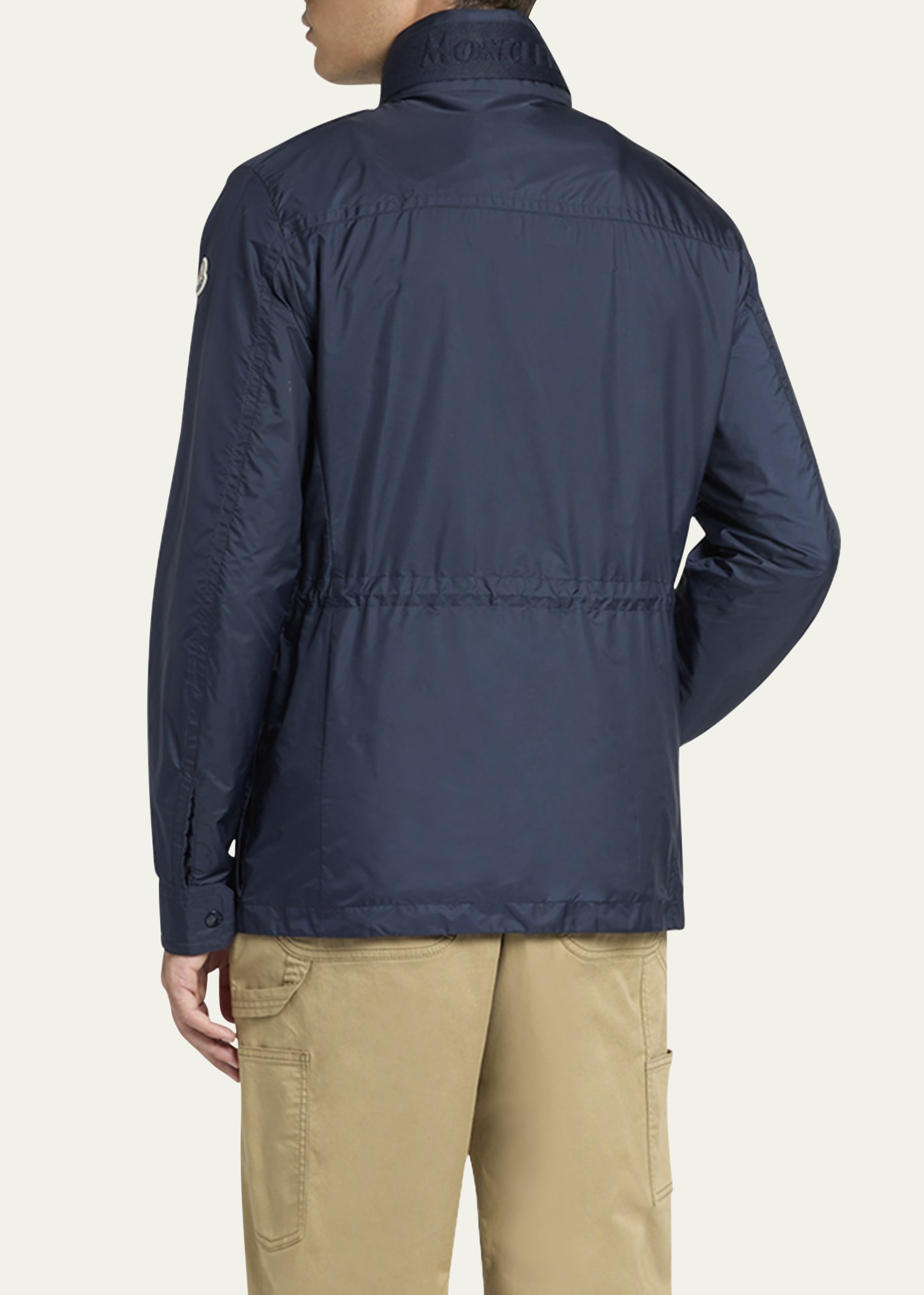 moncler【モンクレール】 LEZ ５ 襟ビッグロゴ クリーニング済 moncler【モンクレール】 LEZ 5 襟ビッグロゴ クリーニング済