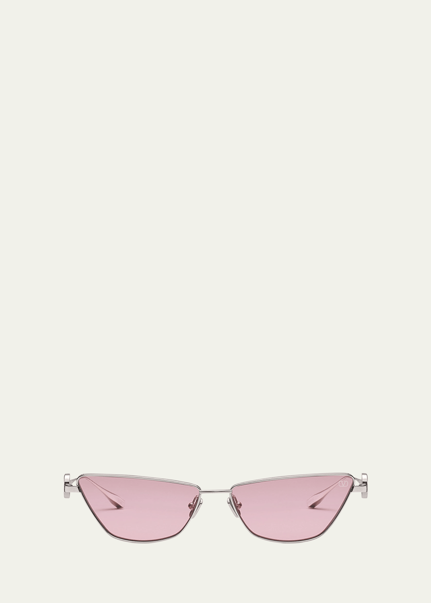 大人上品なおすすめコーデ Valentino Garavani V-Logo Titanium Cat-Eye Sunglasses 小物