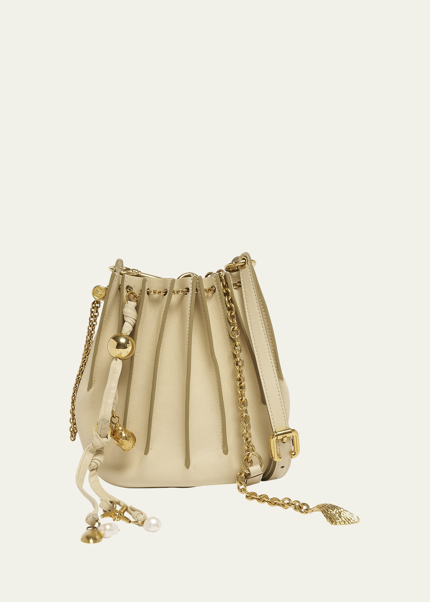ショルダーバッグ・ポシェット Chloe Black Leather Sea Treasures Crossbody Bag Chloé Sea Treasures Cross Body Bag | Black | FARFETCH
