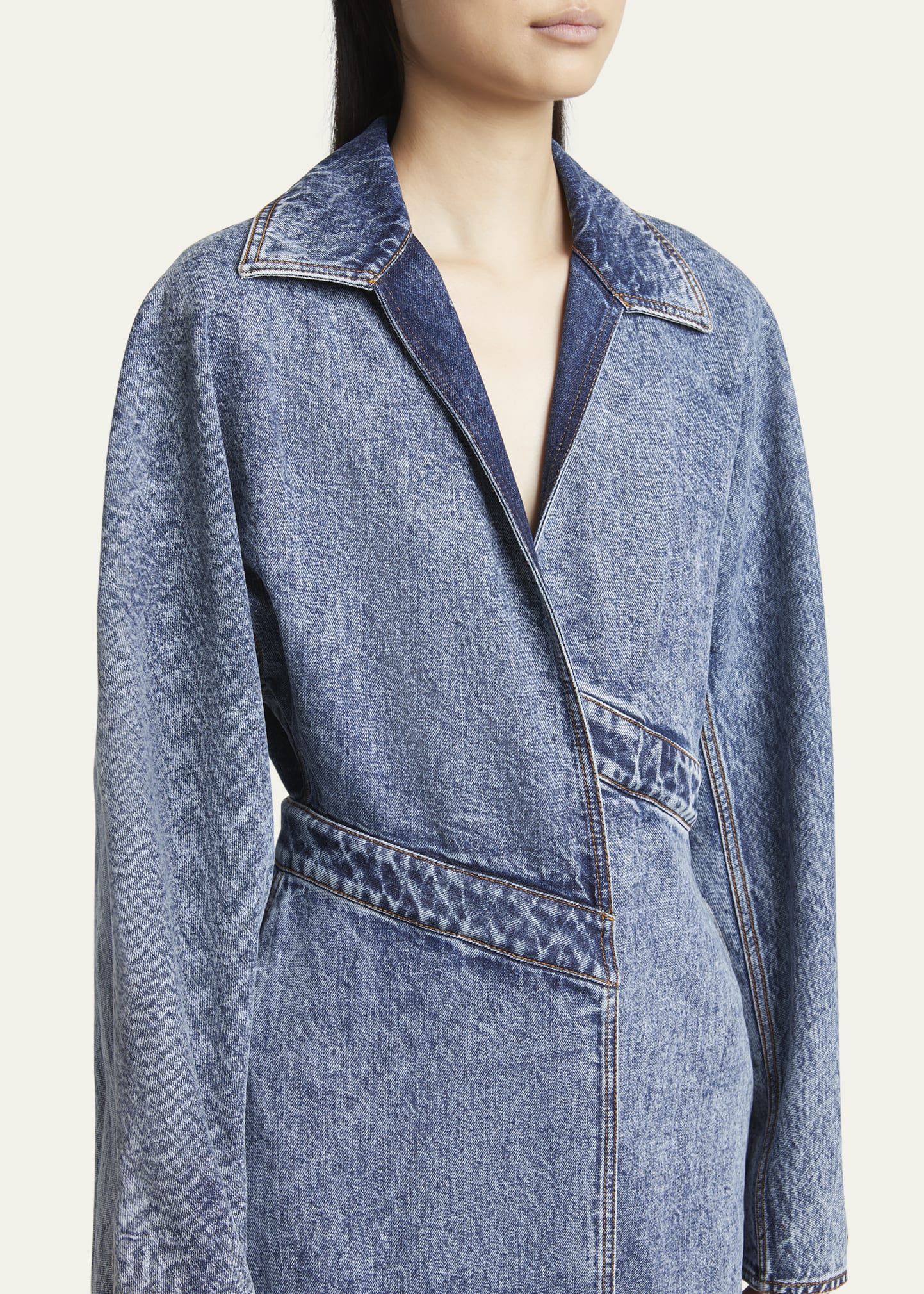 【関税&送料込】Alaia Wool Blend Wrap Trench Coat Coated wool-blend trench coat in blue - Alaia | Mytheresa