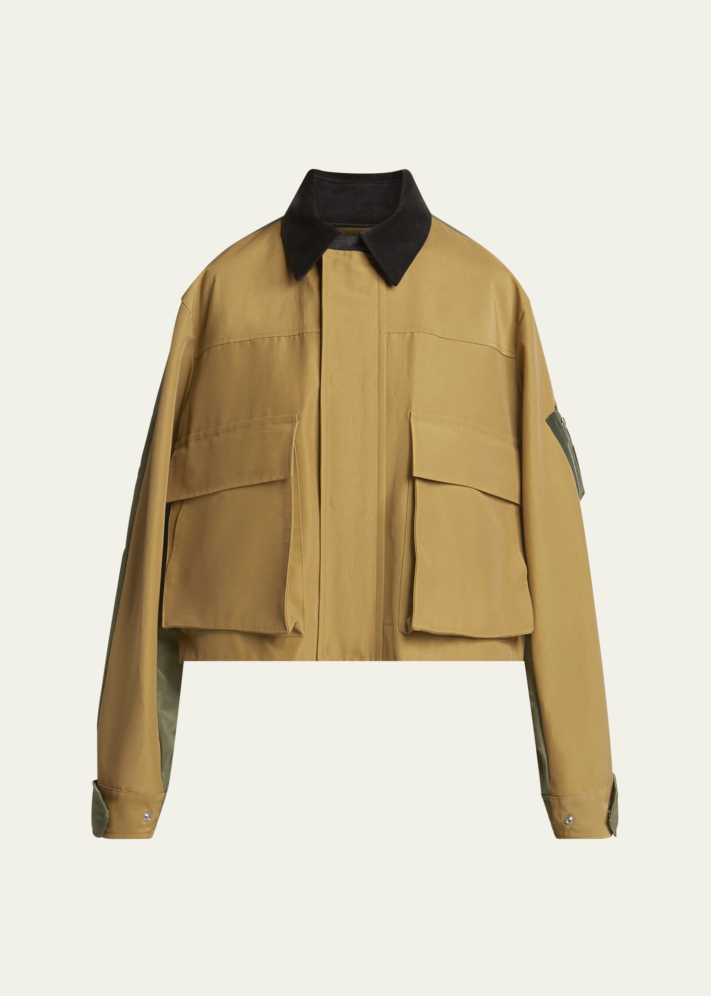 SACAI Hybrid Cargo Pocket Contrast Collar Utility Jacket SACAI Hybrid Cargo Pocket Contrast Collar Utility Jacket