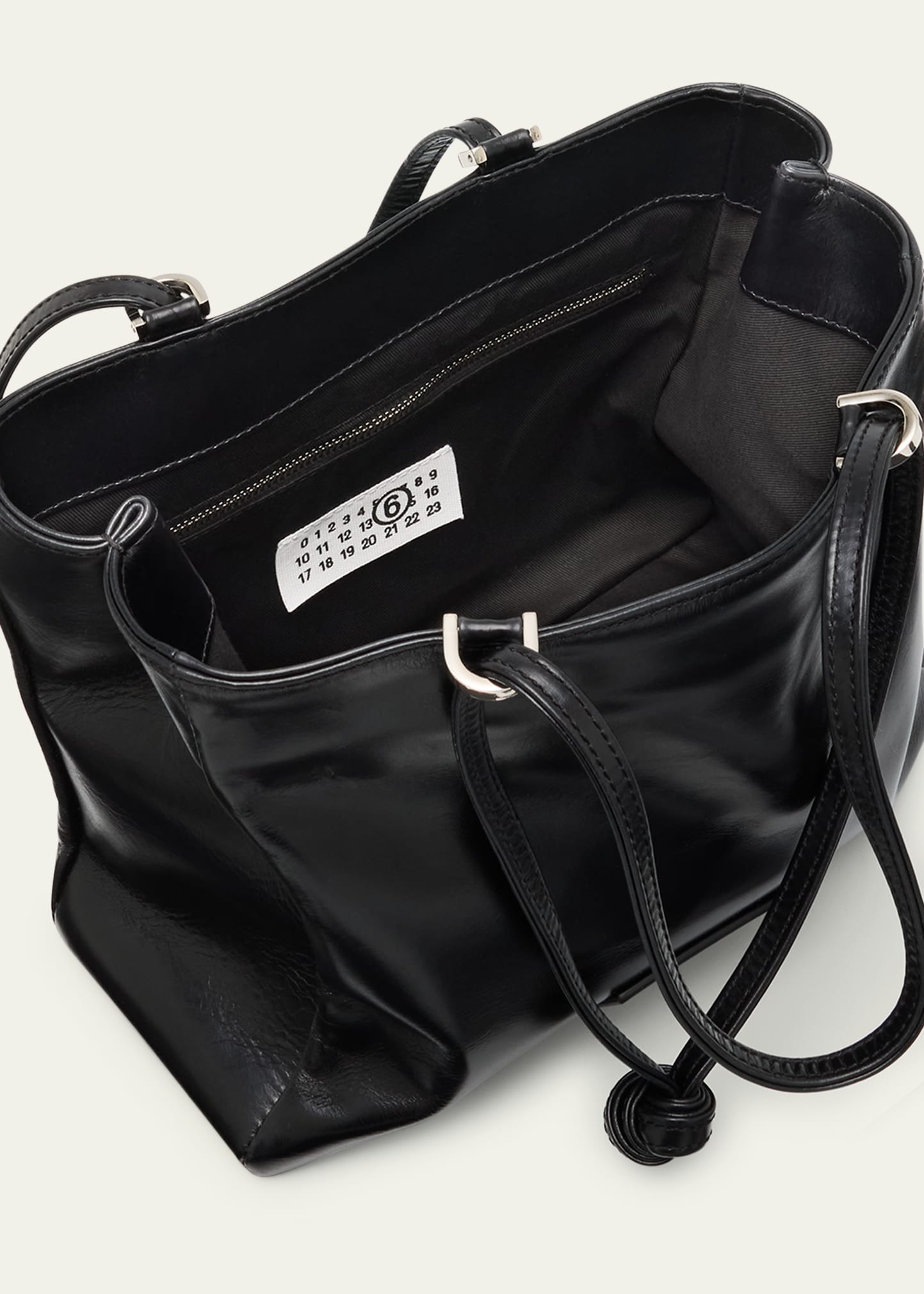 【送料&関税込】Maison Margiela east West Black Leather Bag Maison Margiela - 5AC HANDBAG EAST WEST SMALL | HBX