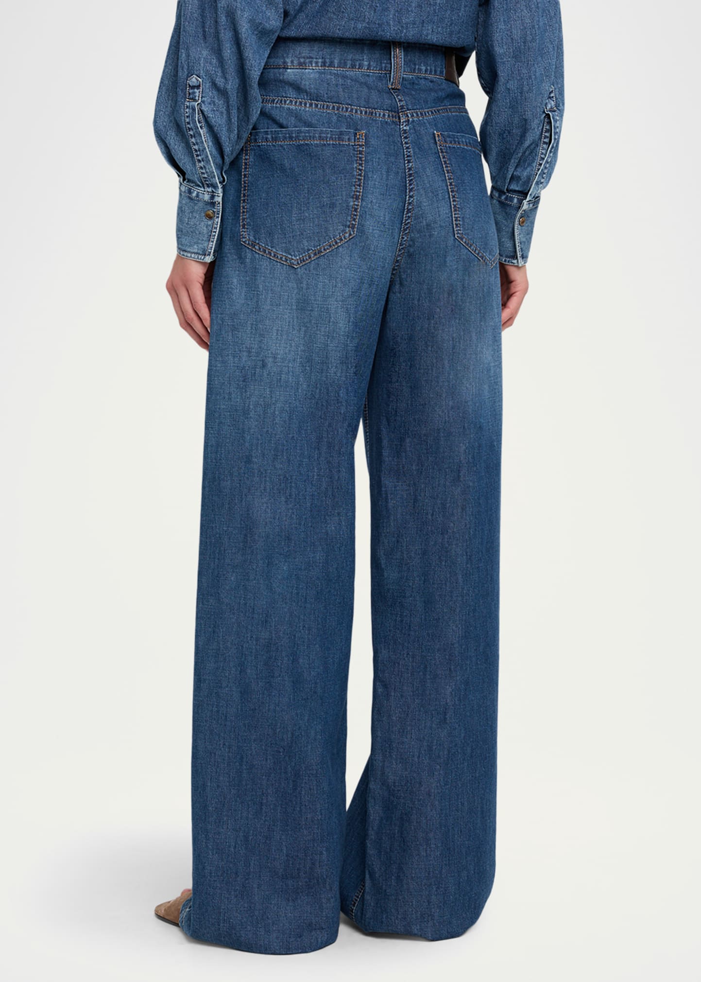 【極美品】BRUNELLO CUCINELLI デニム ジーンズモニーレ 36 Brunello Cucinelli Lightweight Denim Wide-Leg Jeans With Monili