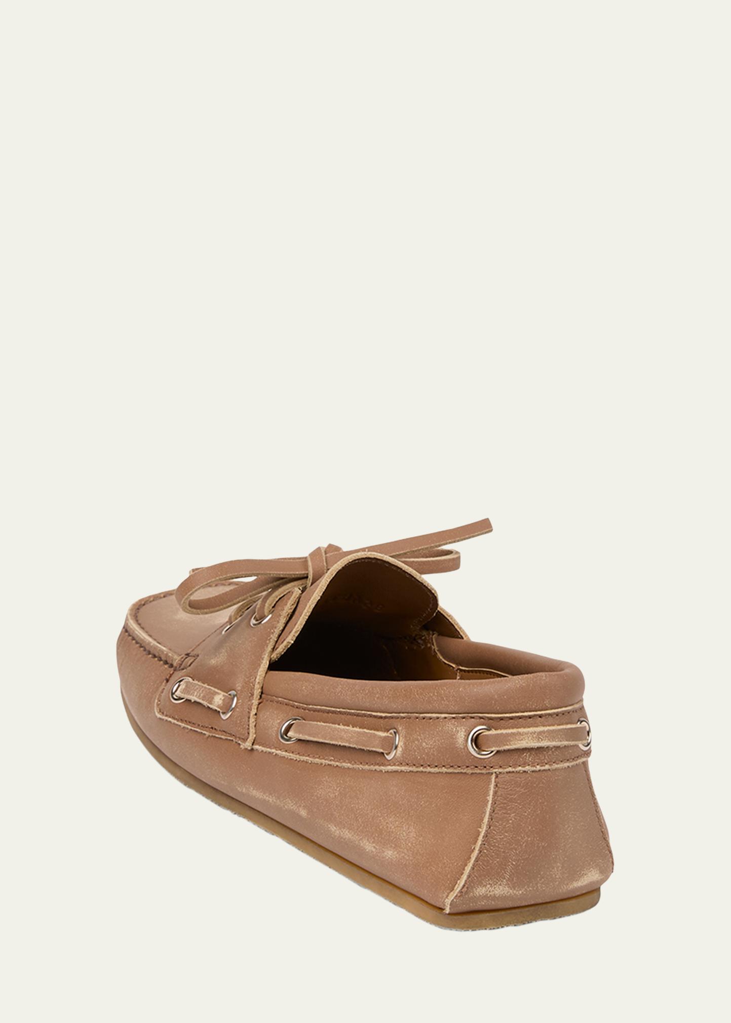 GUCCI  クイアーコア ブローグシューズ。 Gucci Washed Leather Boat Shoes - Bergdorf Goodman