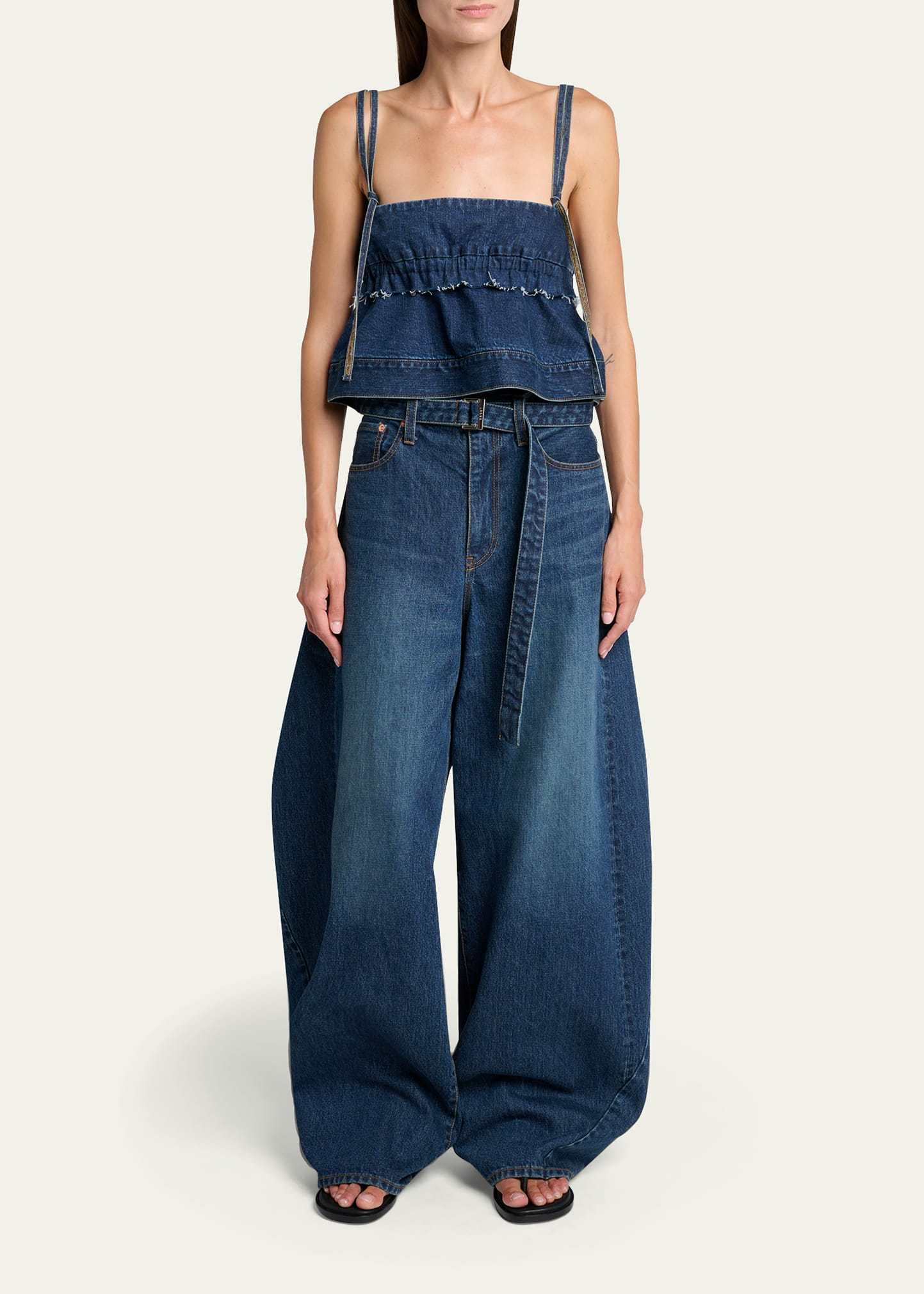 断*中様 Sacai (サカイ) BELTEED BAGGY FLAIR DEN SACAI Belted Denim Barrel-Leg Pants - Bergdorf Goodman