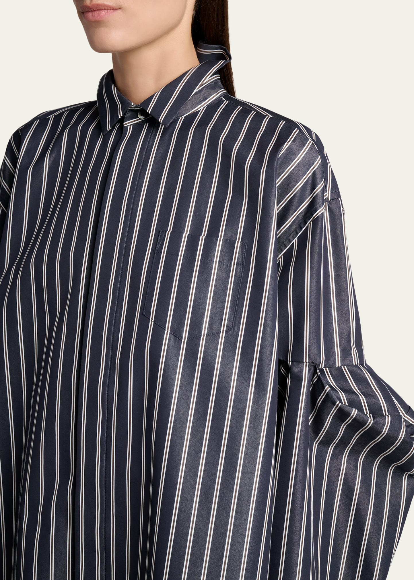 入手困難★sacai★新品Pleated Poplin Shirtシャツブラウス SACAI Striped Poplin Oversized Button-Down Shirt - Bergdorf Goodman