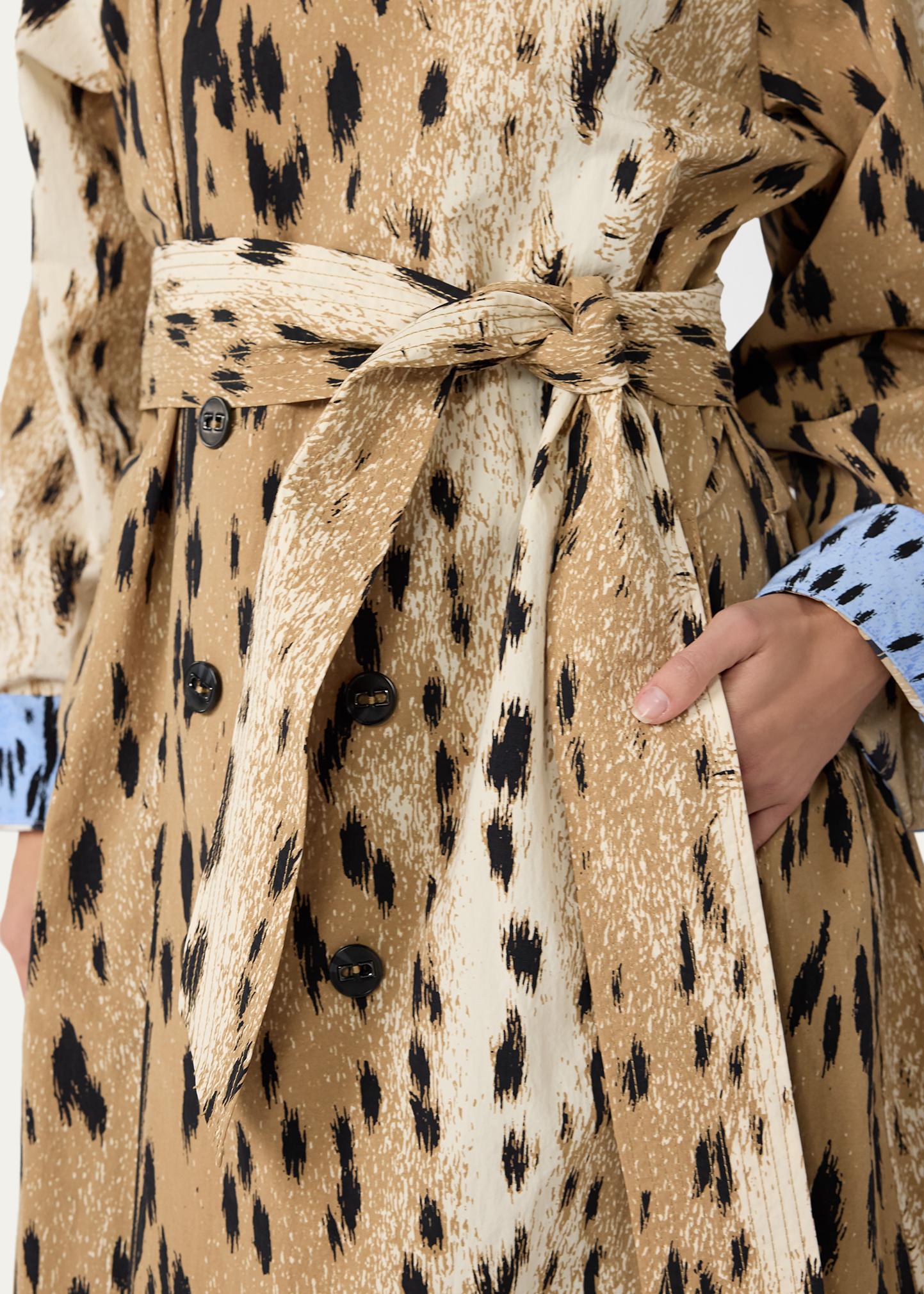怒*猫様 米津玄師着用　maison de F　コート Diane von Furstenberg Kamirah Belted Animal-Print Trench Coat