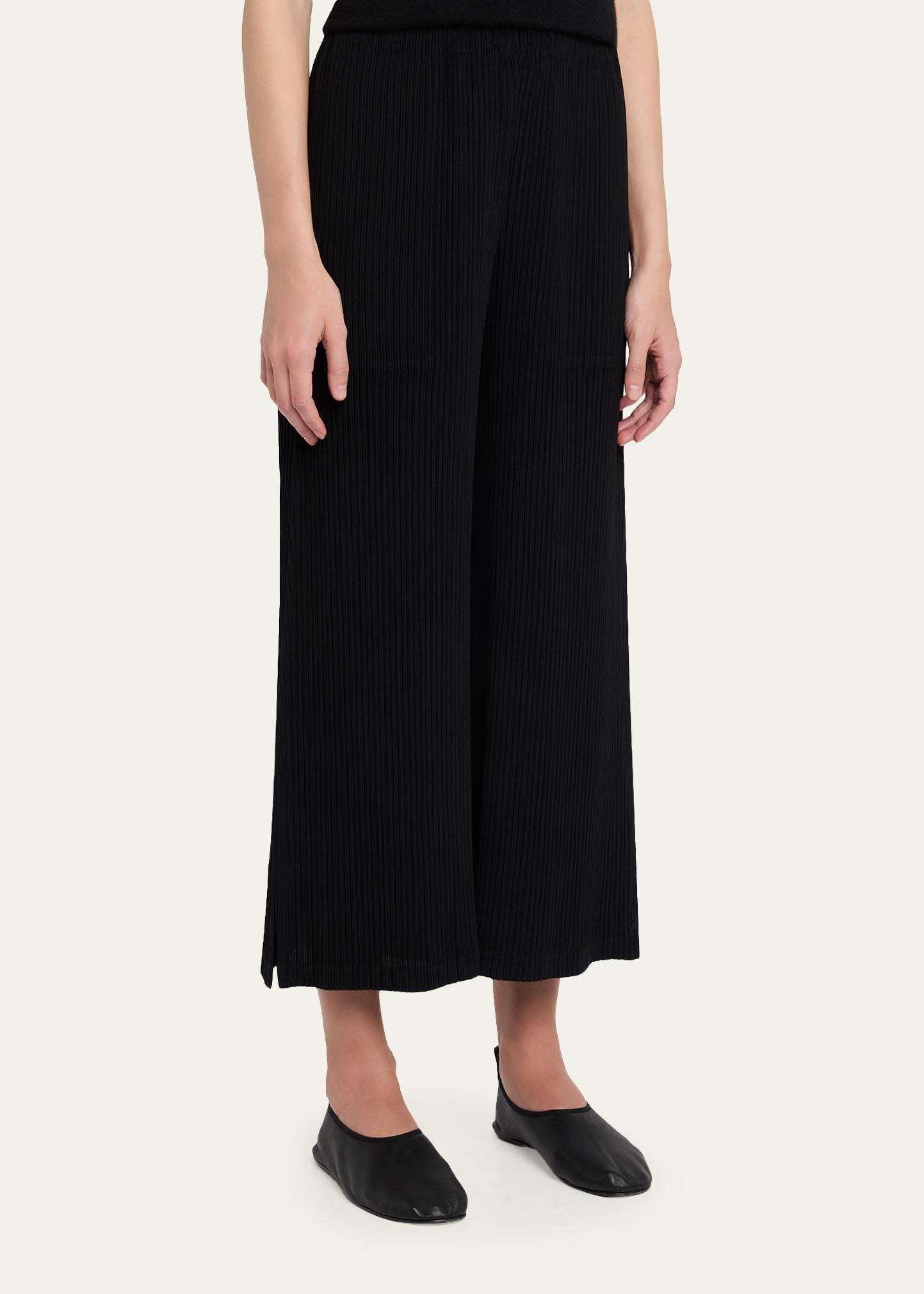 Issey Miyake Hatching Plisse Straight-Leg Crop Pants - Bergdorf