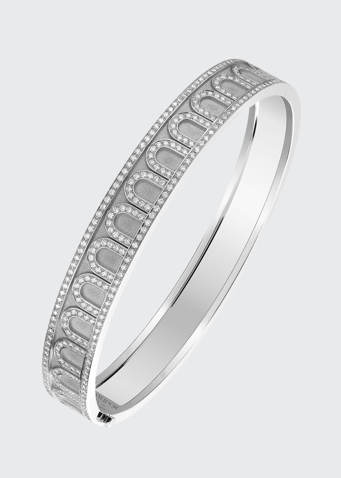 DAVIDOR L'Arc de Davidor 18k White Gold Palais Diamond Bangle - Med. Model, Satin Finish, Size 17
