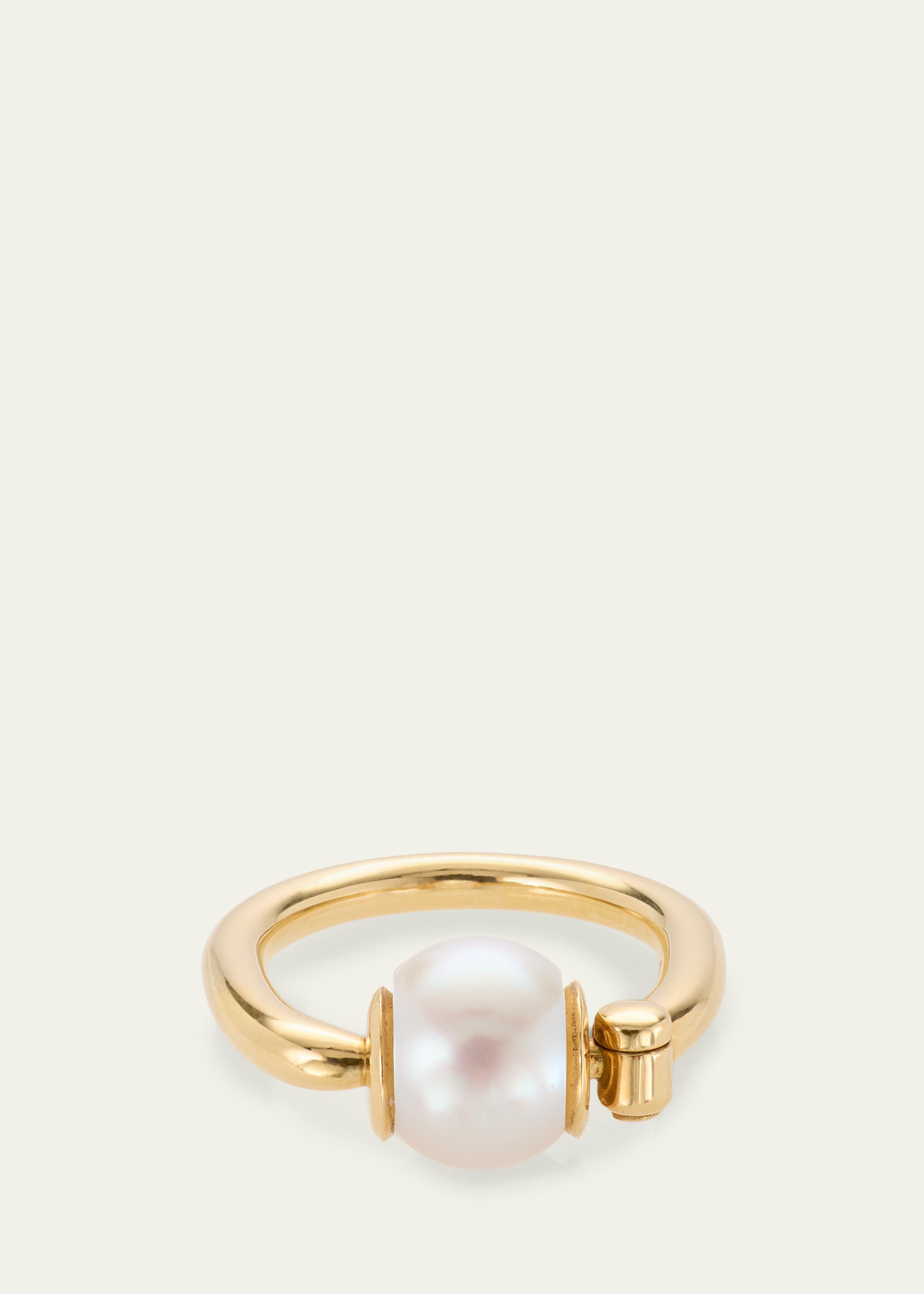 Pearl Trundle Lock Ring in 18K Yellow Gold