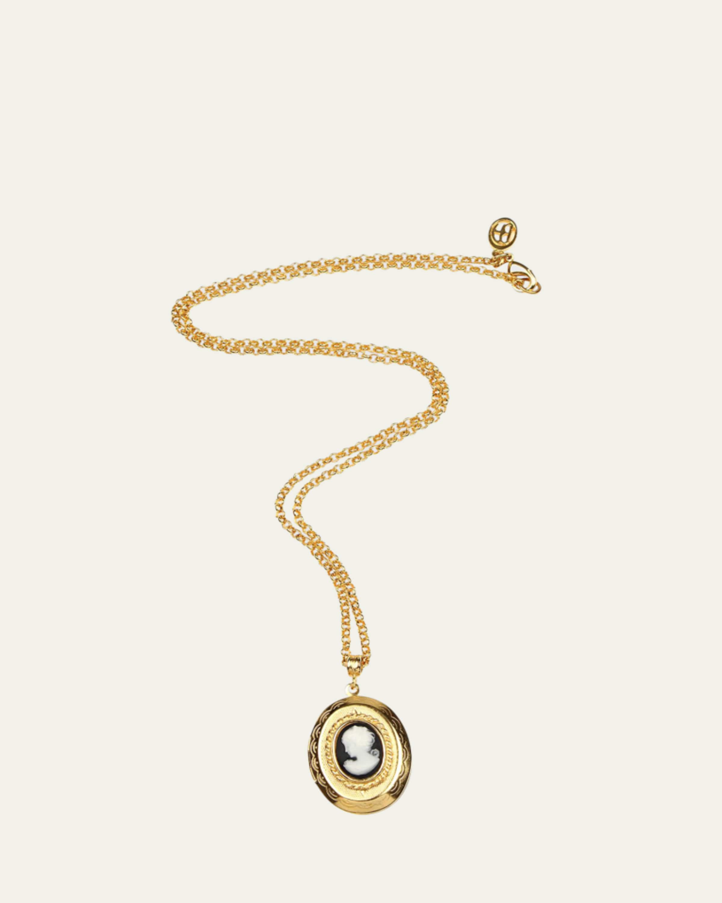 Hamsa Pendant Necklace