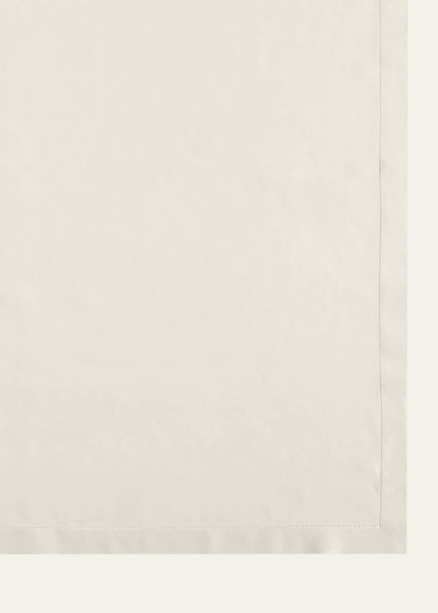 Sferra Festival Tablecloth, 66" x 124"