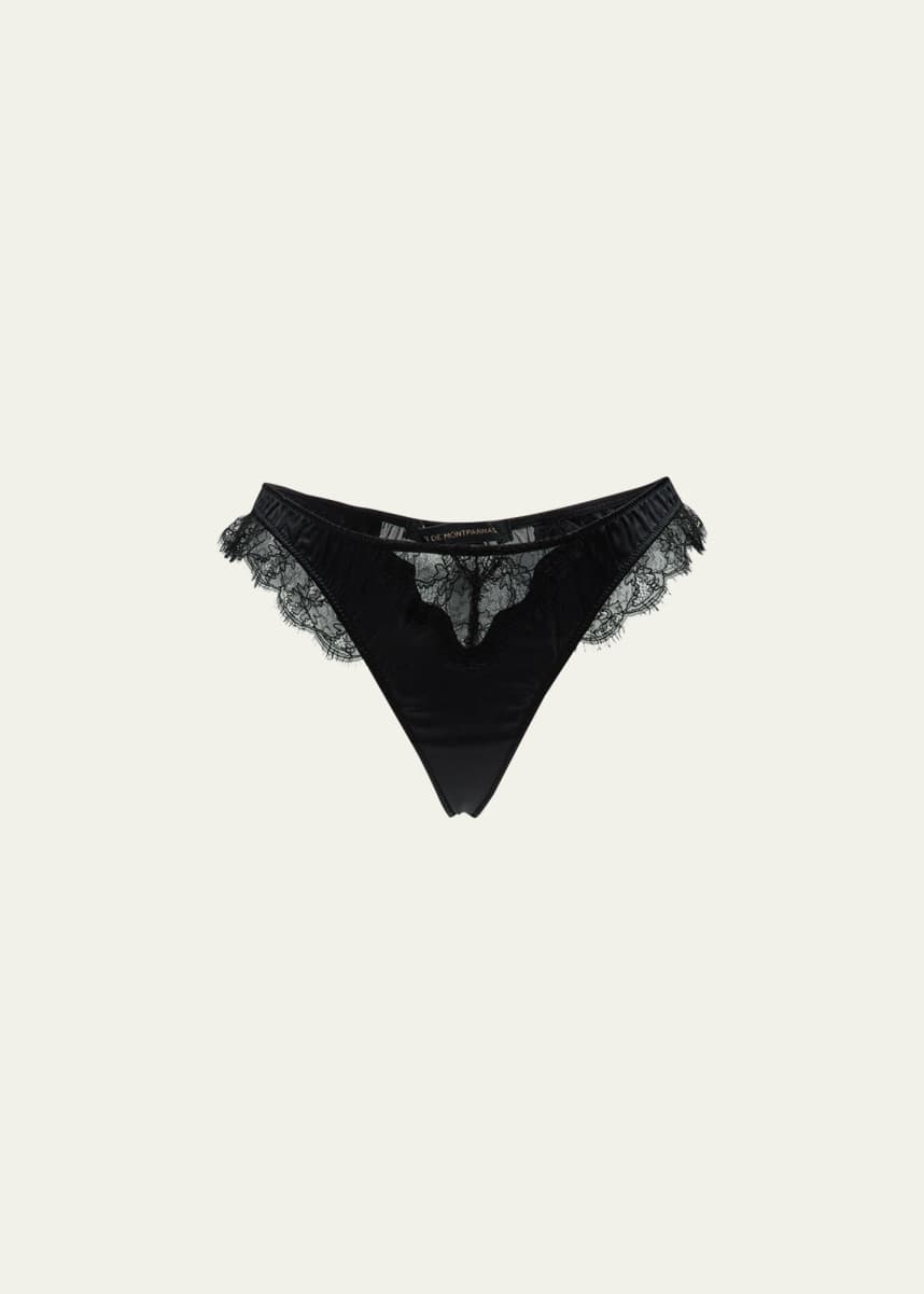 Victoria's Secret Luxe Lingerie Fishnet Lace Push-up Bra Color Black Size  32D NWT