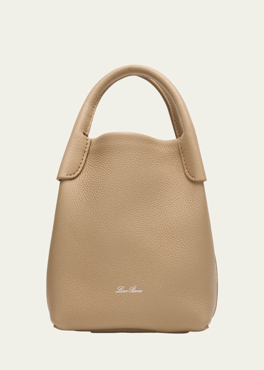Goyard tote bag bergdorf goodman store