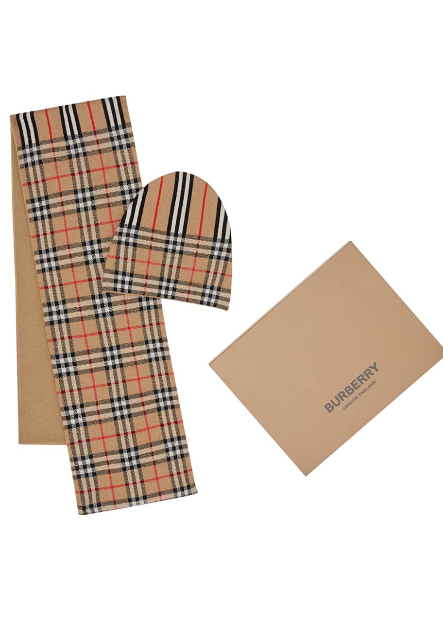 Burberry scarf and hat set store
