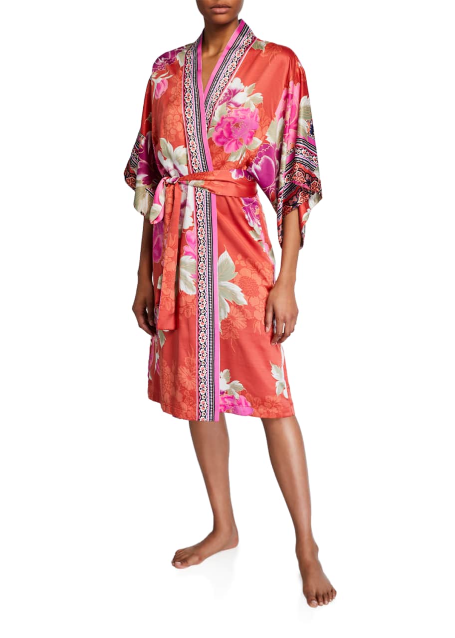 Image 1 of 1: Fusion Floral-Print Robe