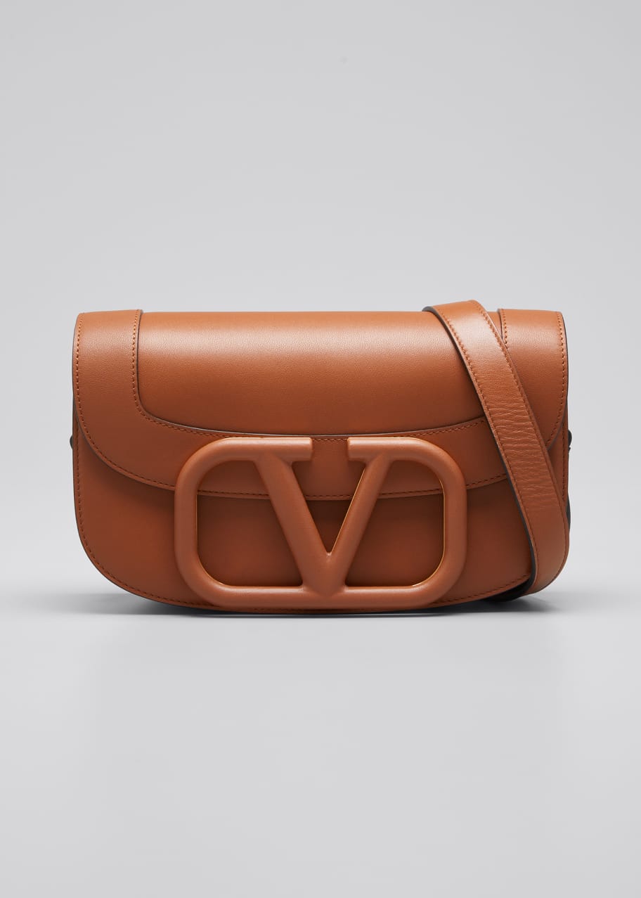 Image 1 of 1: Supervee Medium Leather Shoulder Bag