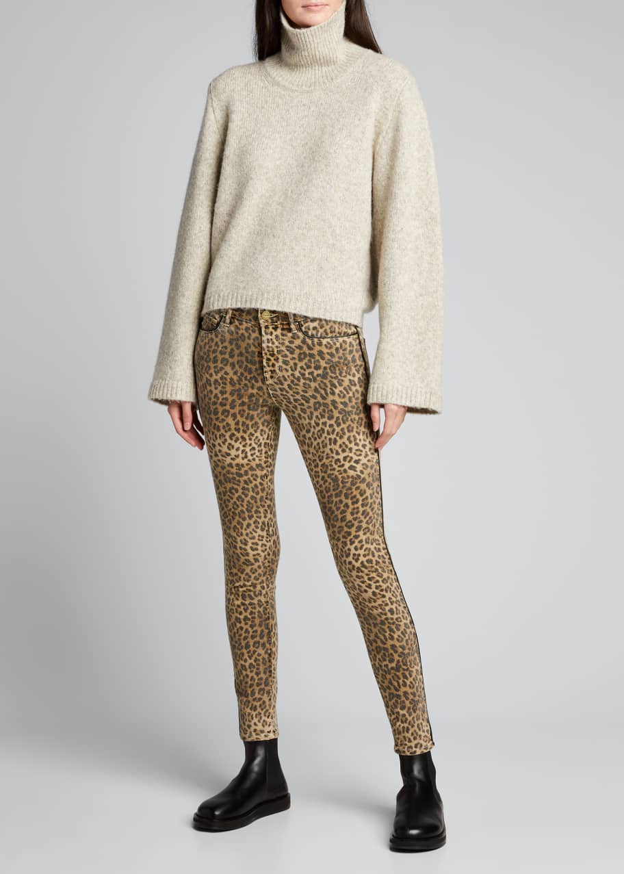 Image 1 of 1: Le Skinny de Jeanne Pants in Leopard