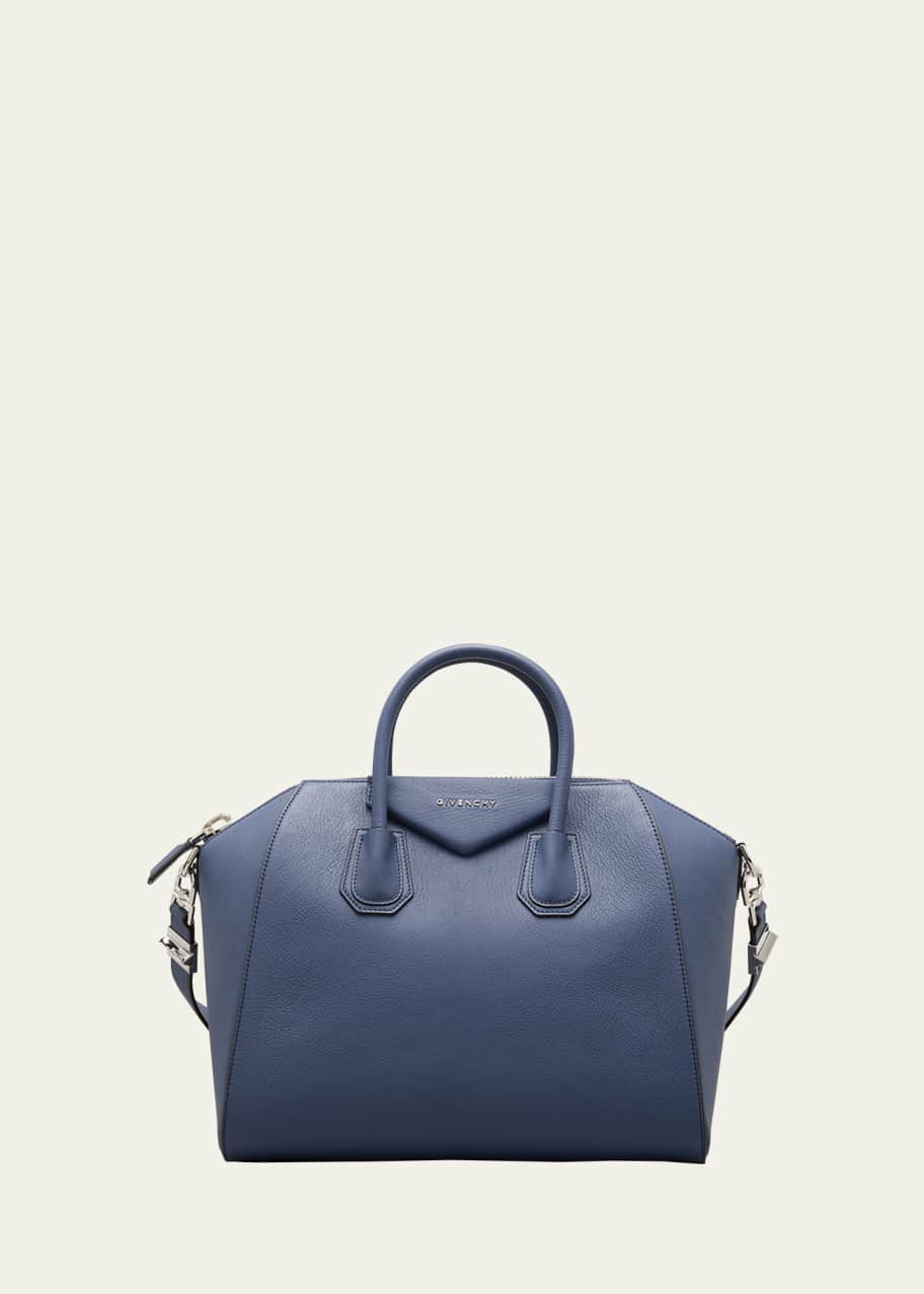 Image 1 of 1: Antigona Medium Top Handle Bag in Grained Leather